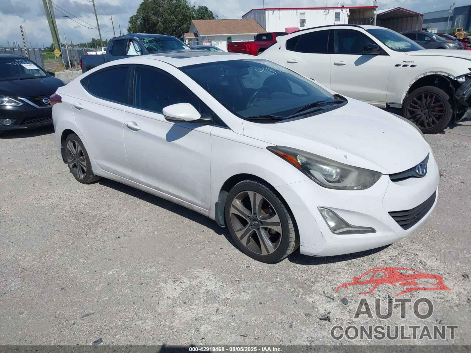 HYUNDAI ELANTRA 2015 - KMHDH4AHXFU233371