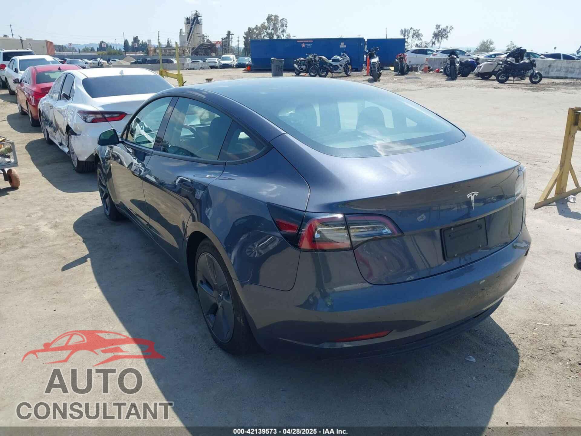 TESLA MODEL 3 2023 - 5YJ3E1EA4PF398573