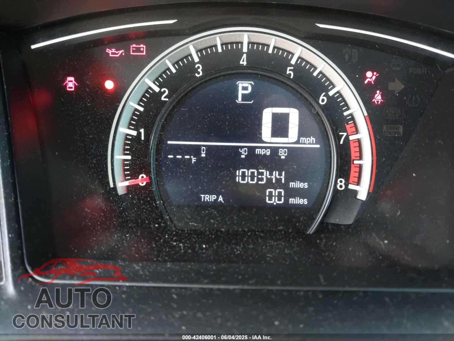 HONDA CIVIC 2018 - 2HGFC4B53JH301703