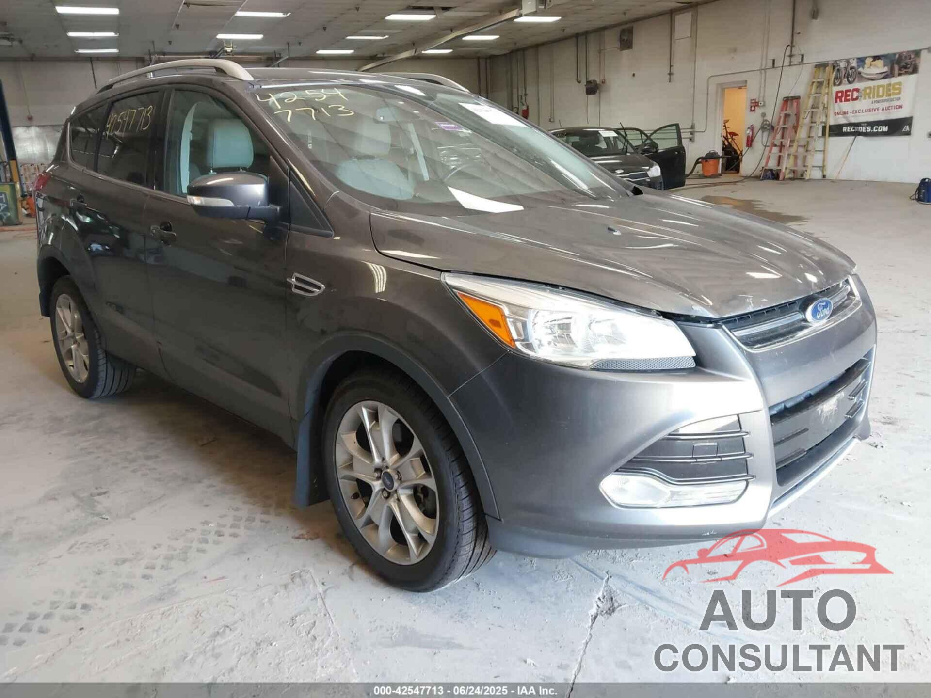 FORD ESCAPE 2015 - 1FMCU0J97FUA46453