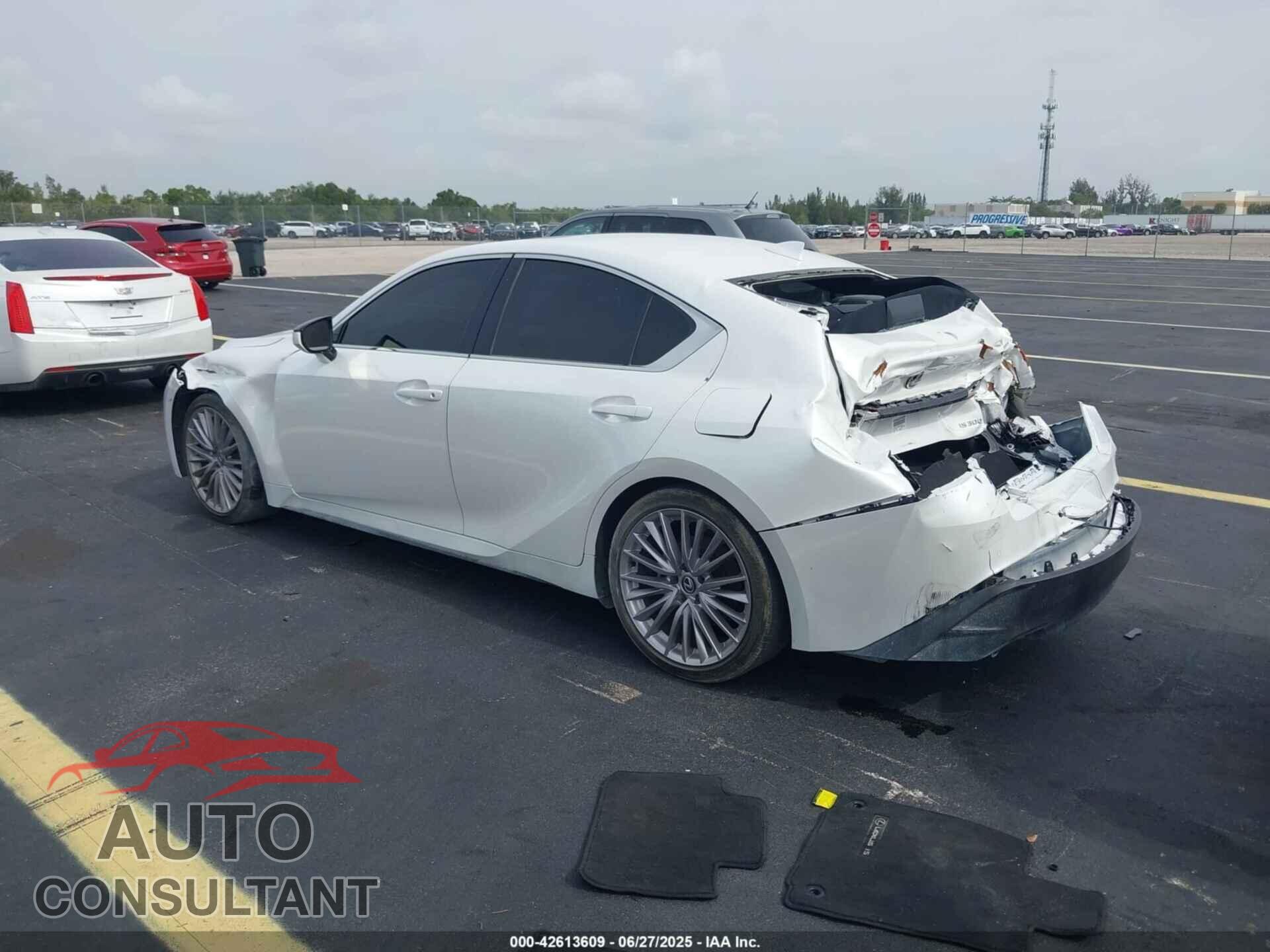 LEXUS IS 2023 - JTHDA1D25P5128391