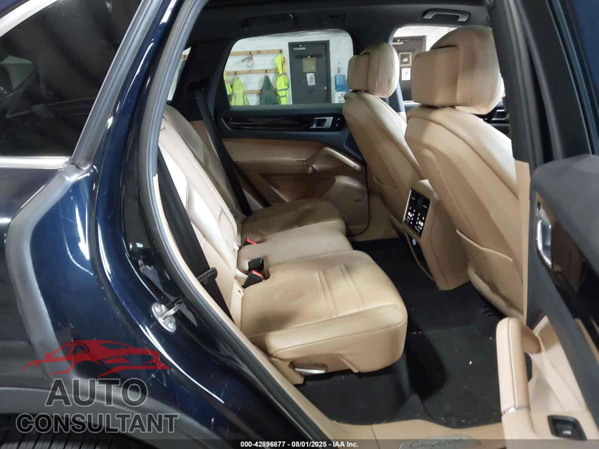 PORSCHE CAYENNE 2019 - WP1AA2AY5KDA07117