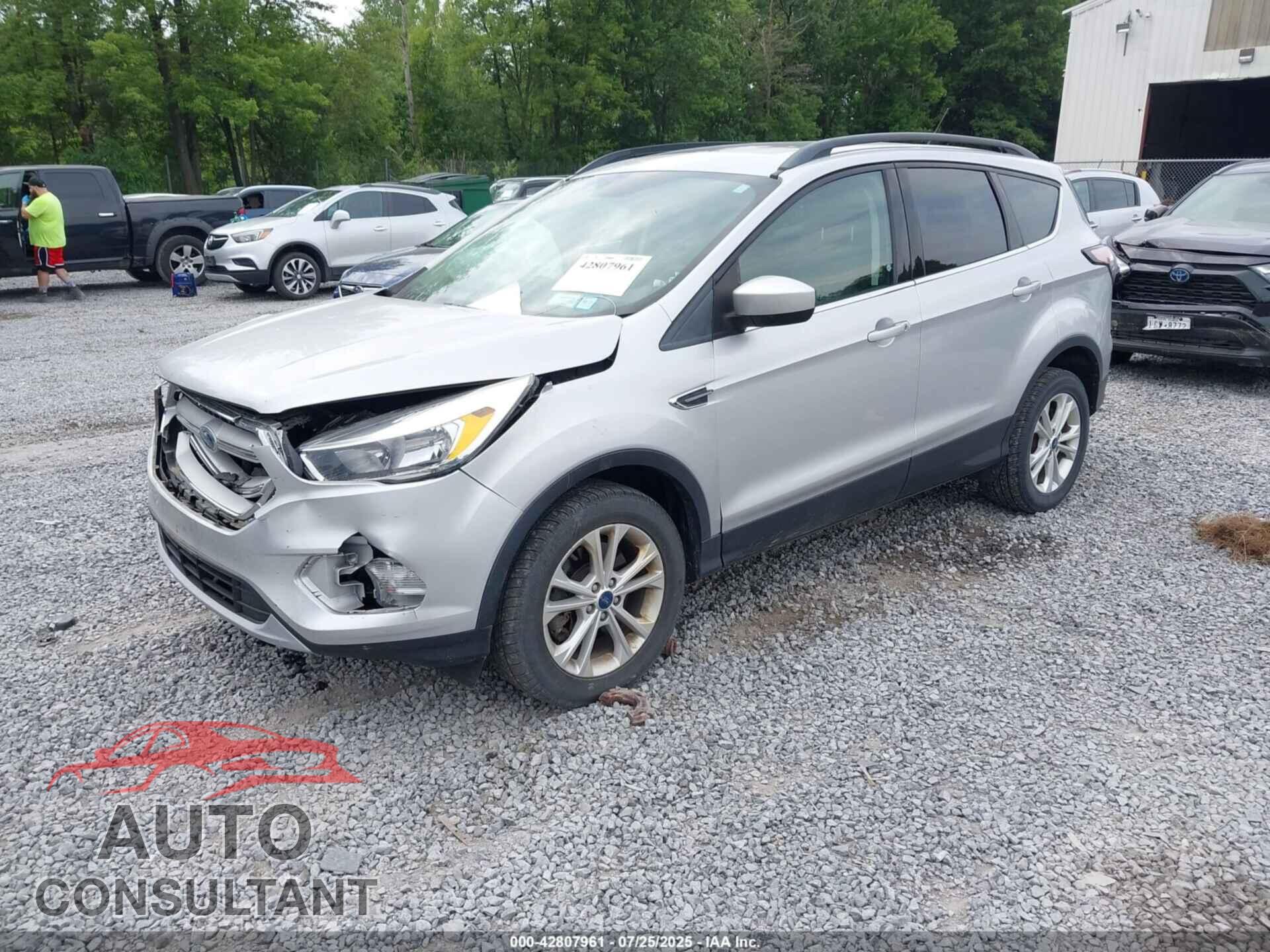 FORD ESCAPE 2018 - 1FMCU9GD5JUC40441