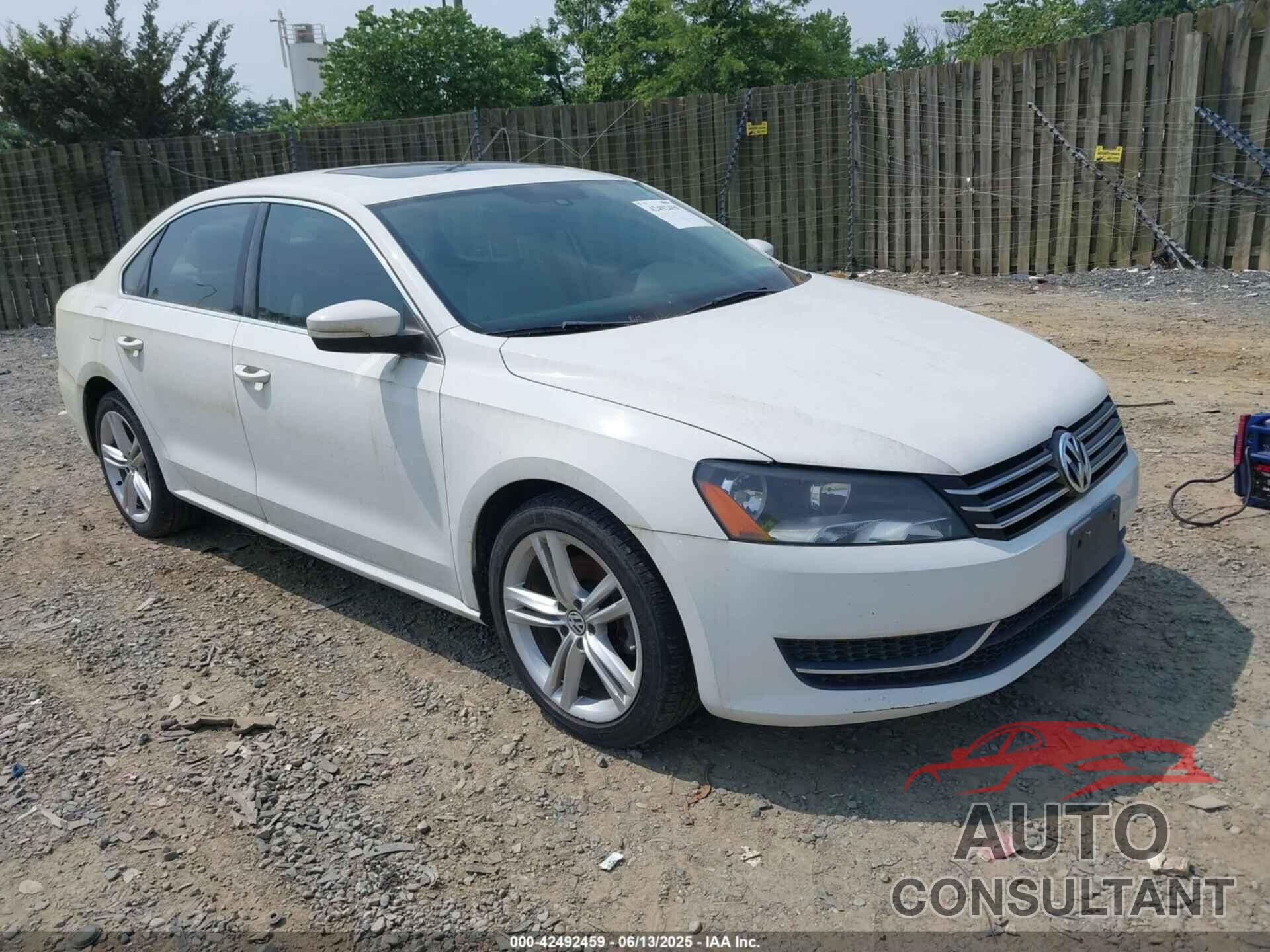 VOLKSWAGEN PASSAT 2014 - 1VWBT7A35EC057749