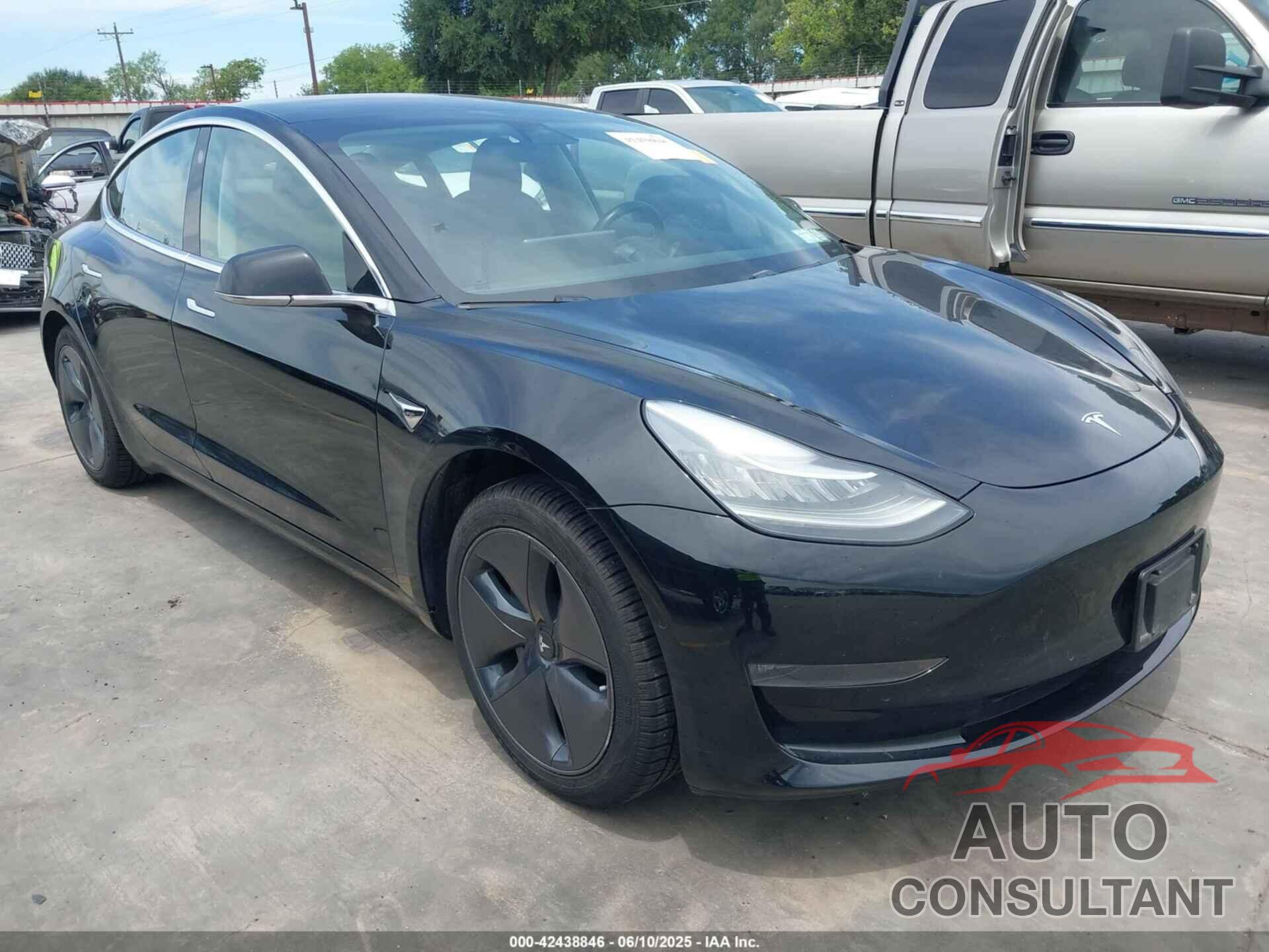 TESLA MODEL 3 2018 - 5YJ3E1EAXJF057377