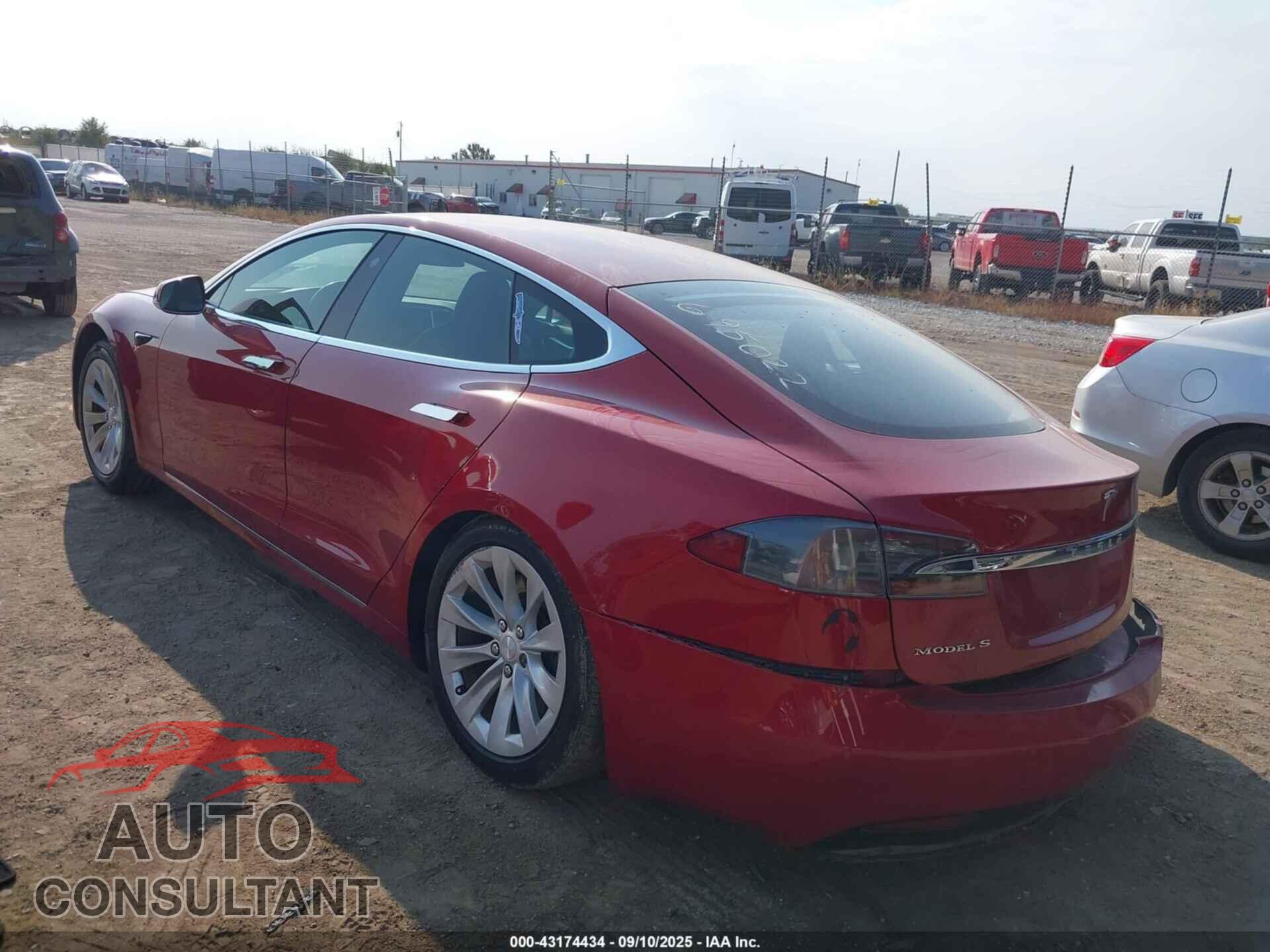 TESLA MODEL S 2017 - 5YJSA1E26HF194780