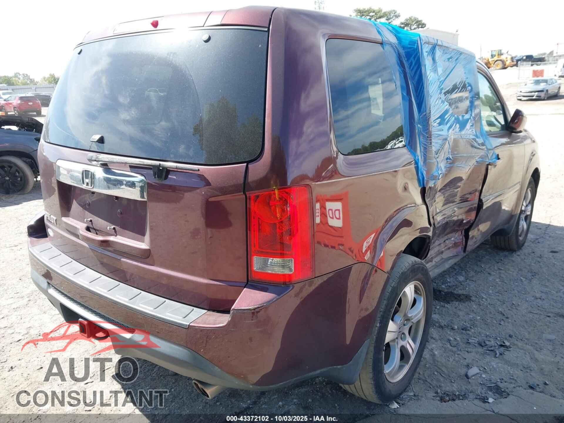 HONDA PILOT 2013 - 5FNYF3H50DB003135