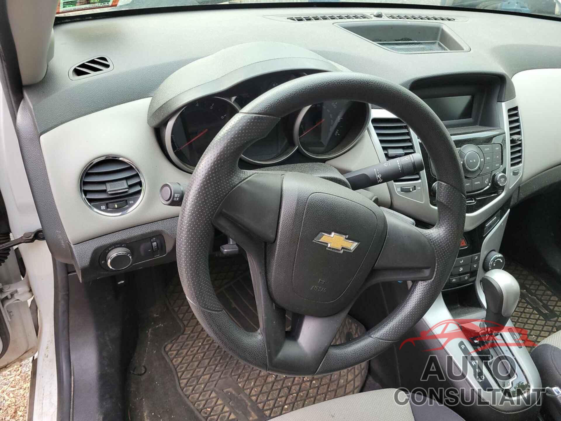 CHEVROLET CRUZE 2012 - 1G1PC5SH3C7356159