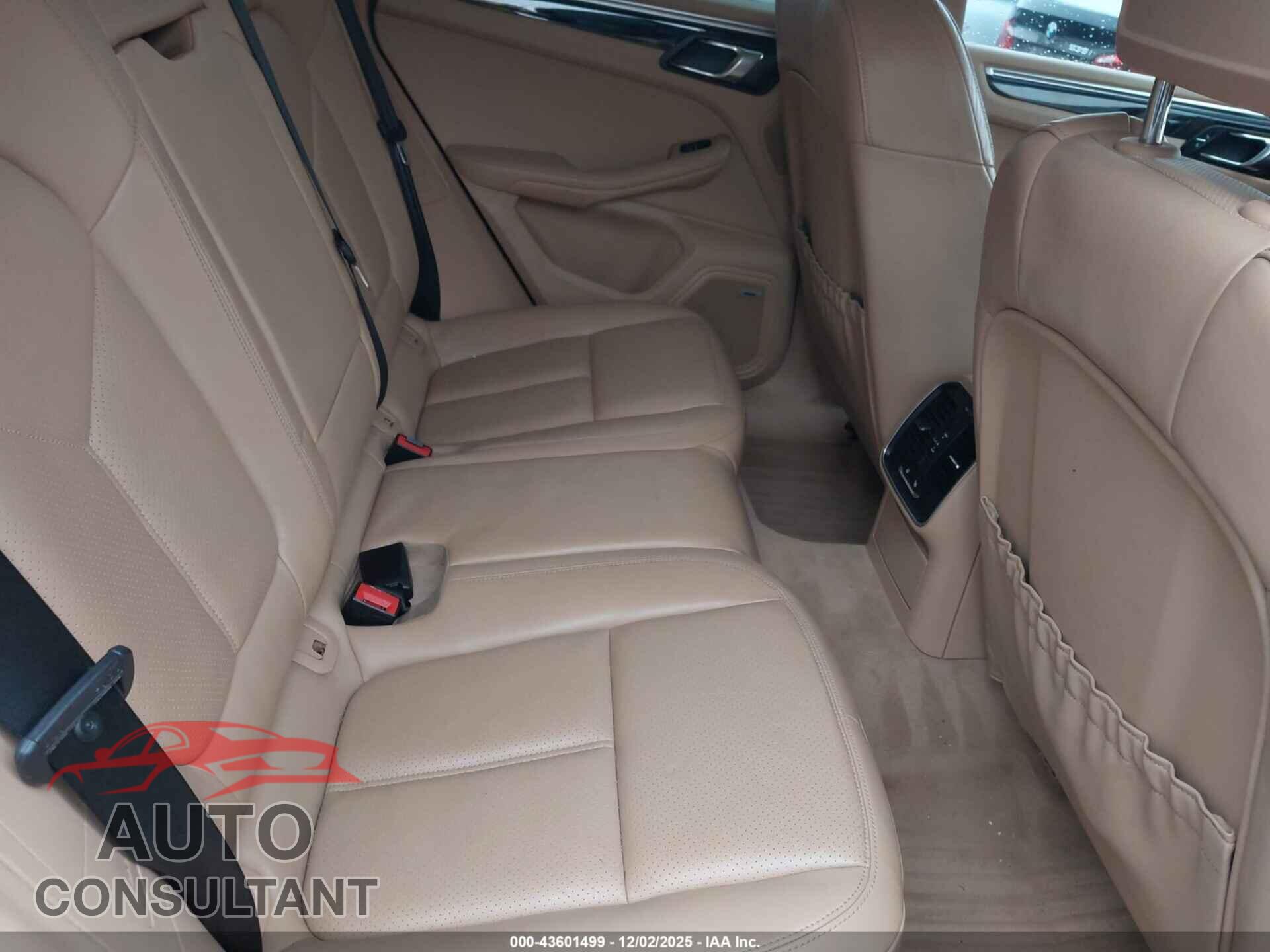 PORSCHE MACAN 2017 - WP1AB2A59HLB12356