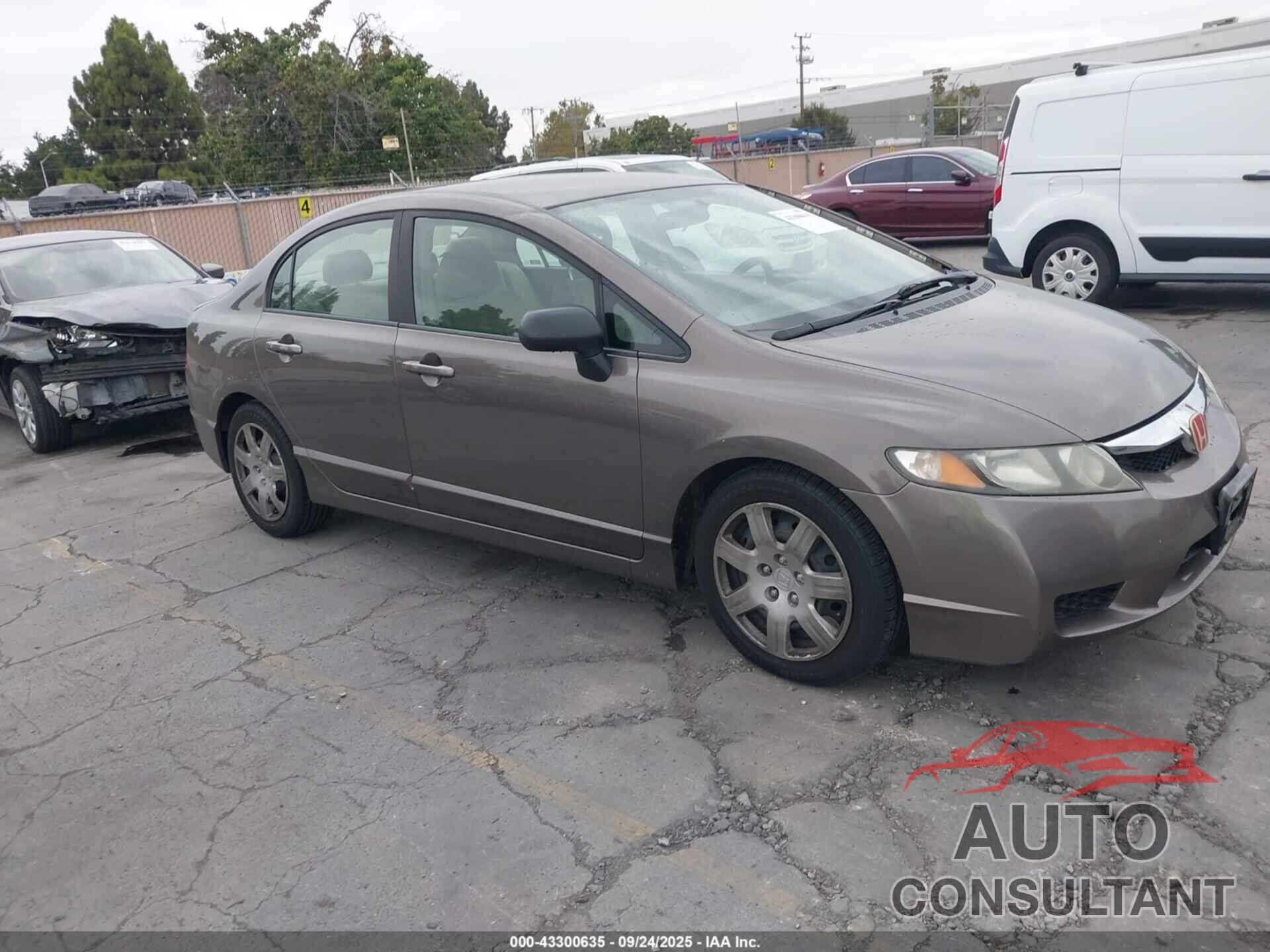 HONDA CIVIC 2009 - 19XFA16579E044744
