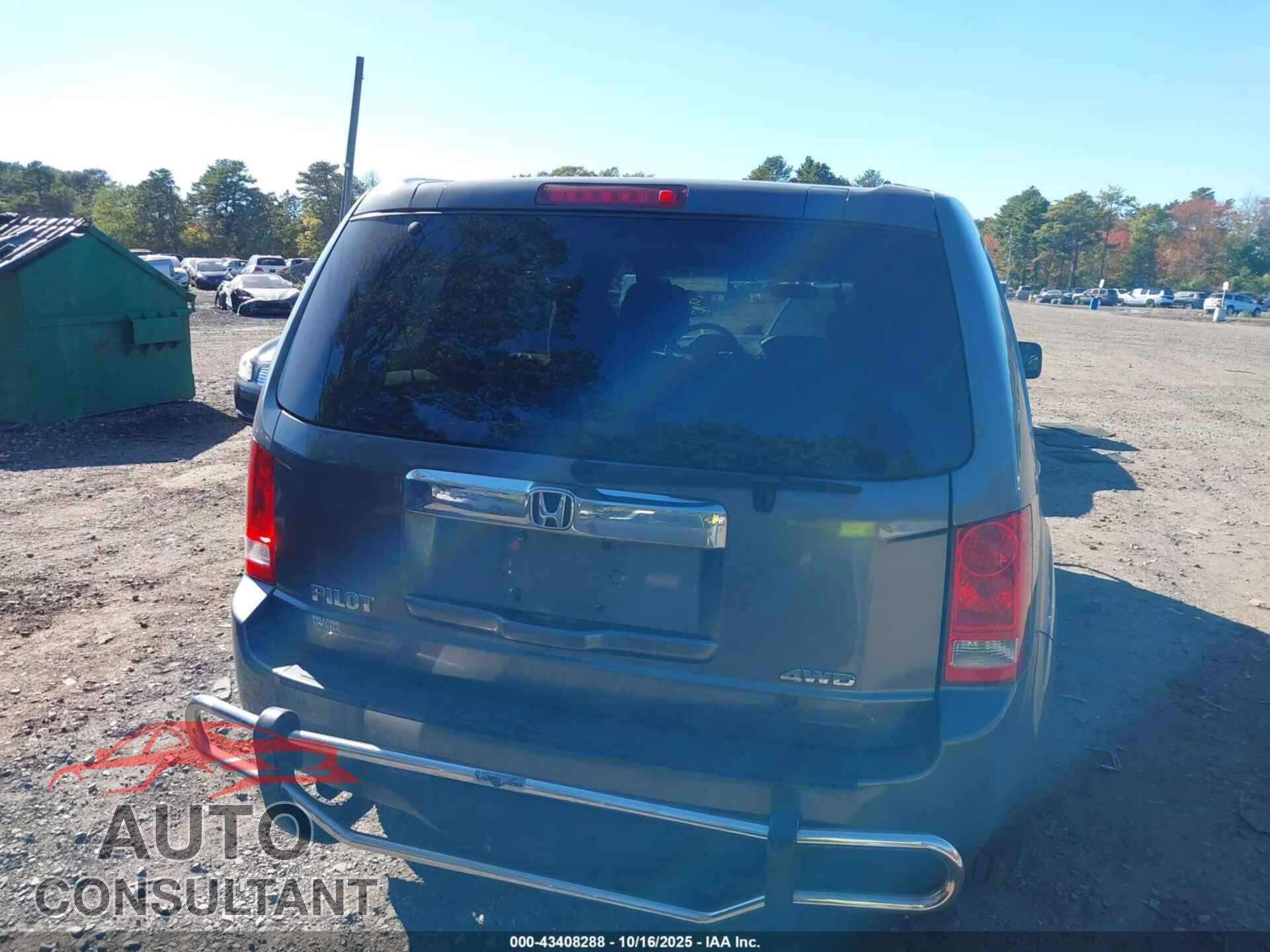 HONDA PILOT 2013 - 5FNYF4H25DB074181