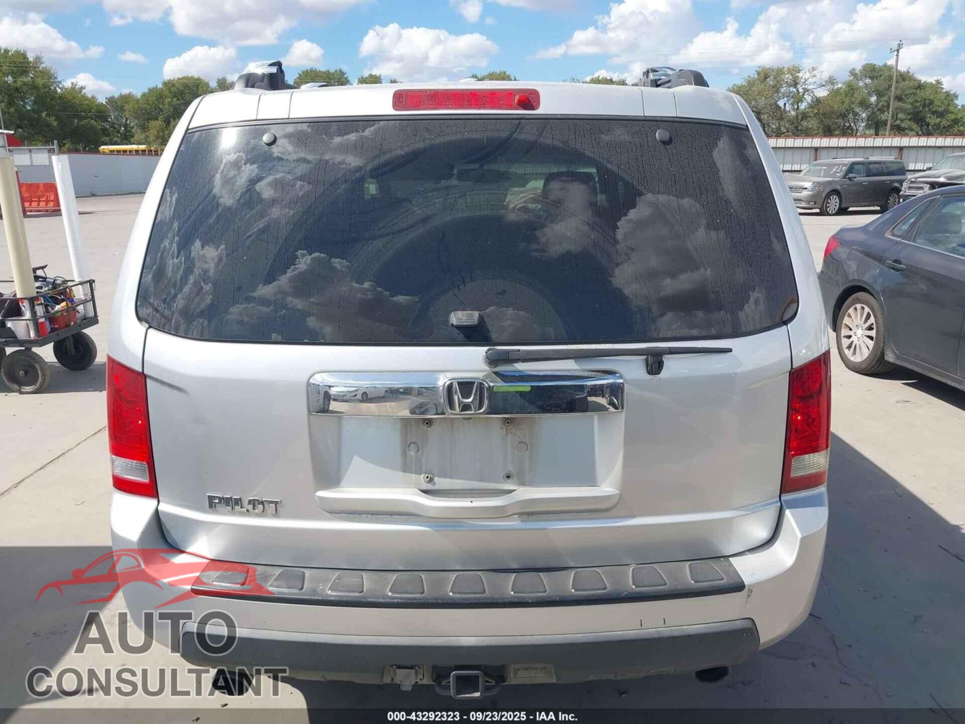 HONDA PILOT 2009 - 5FNYF38599B024444