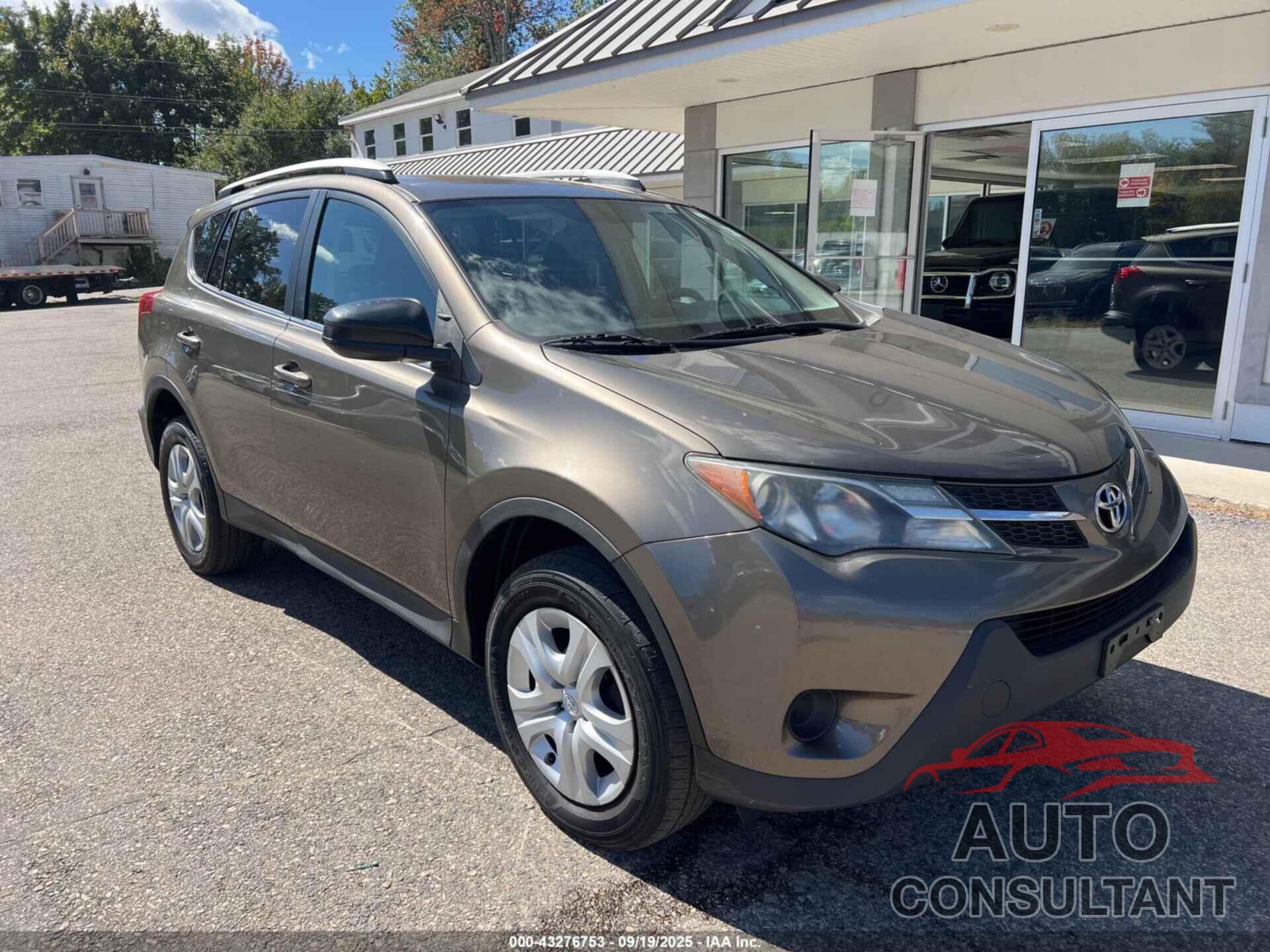 TOYOTA RAV4 2015 - 2T3BFREV8FW258805