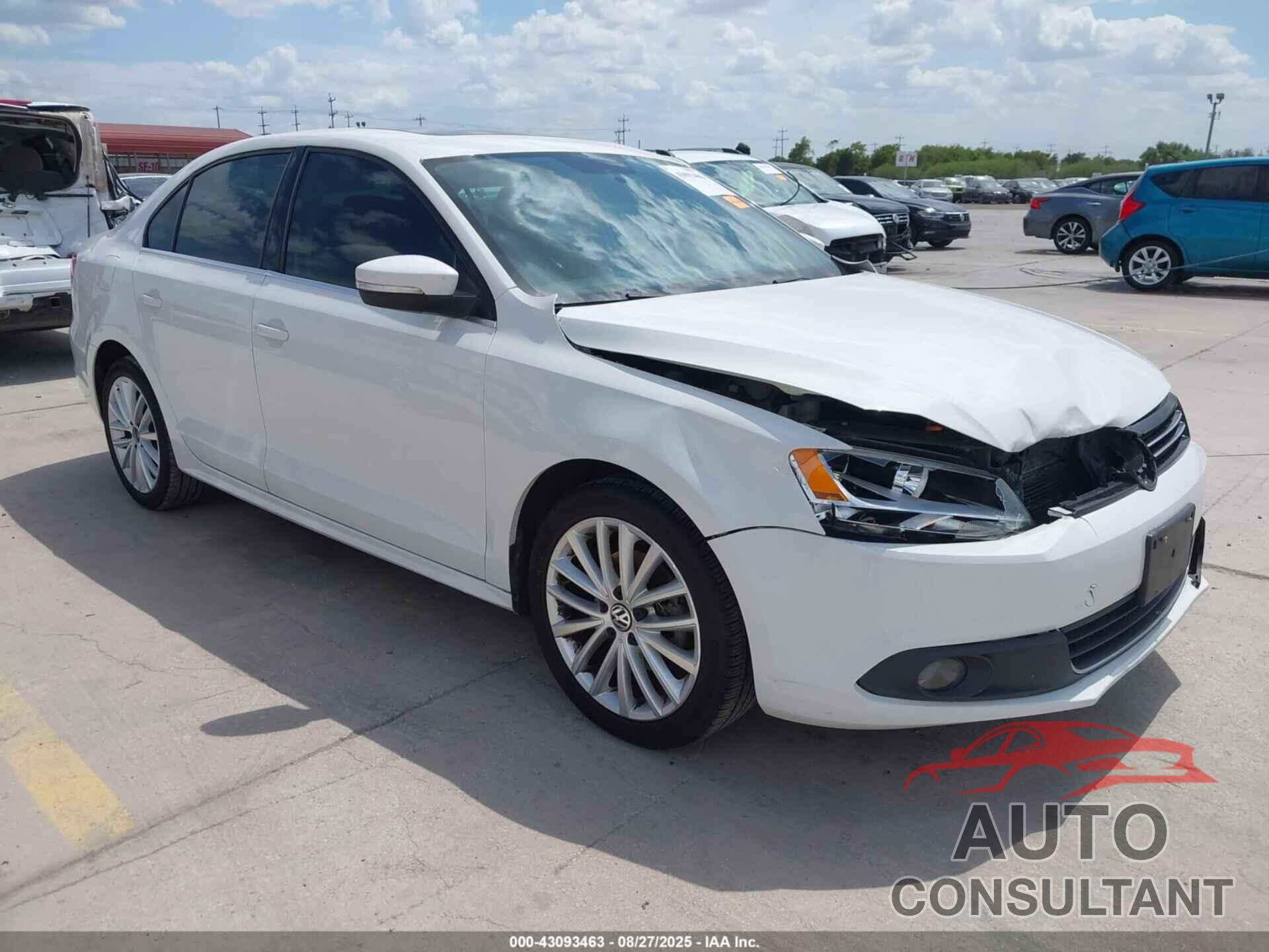 VOLKSWAGEN JETTA 2013 - 3VWLX7AJXDM354231