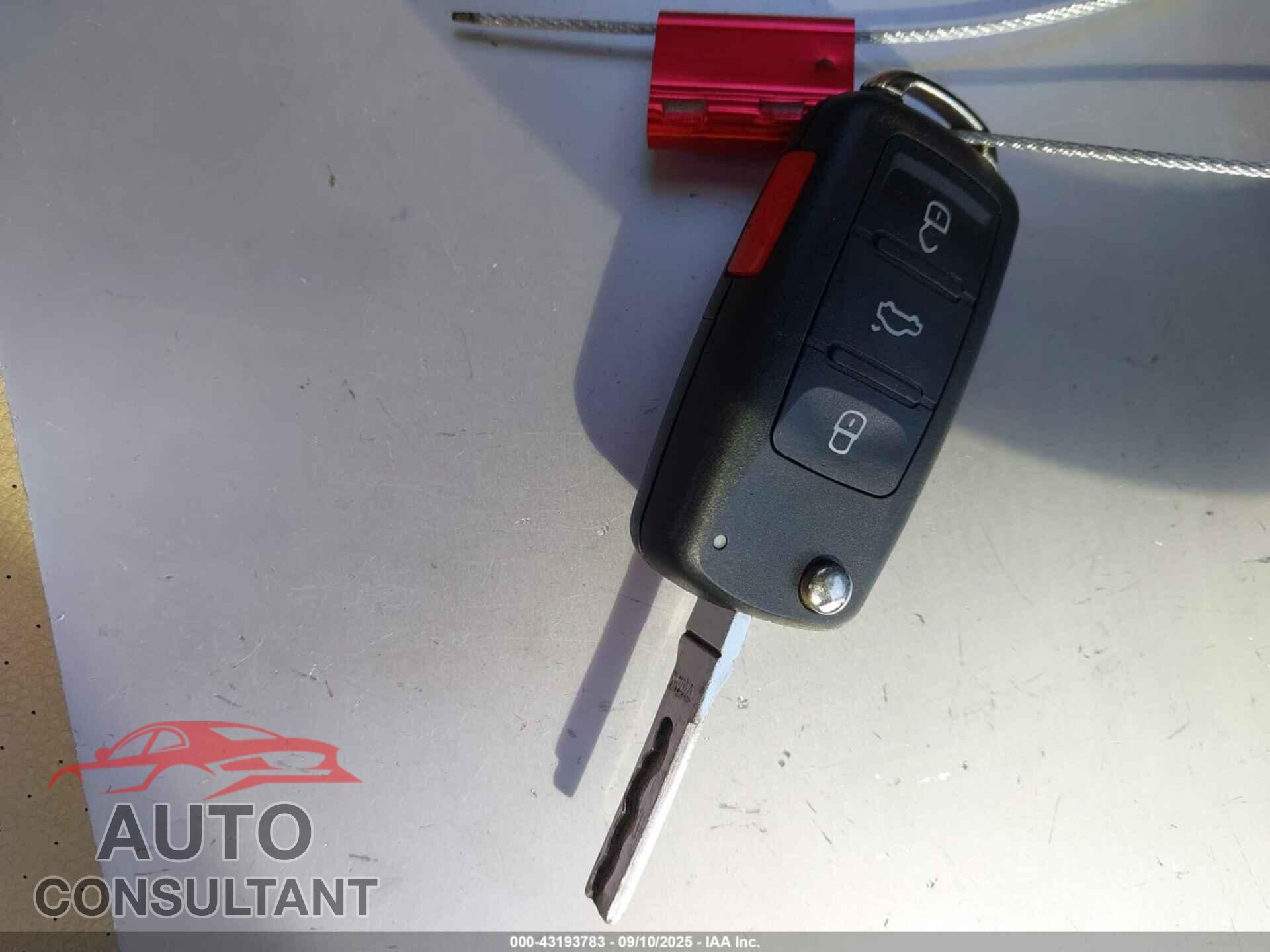 VOLKSWAGEN JETTA 2012 - 3VWLL7AJ8CM339687