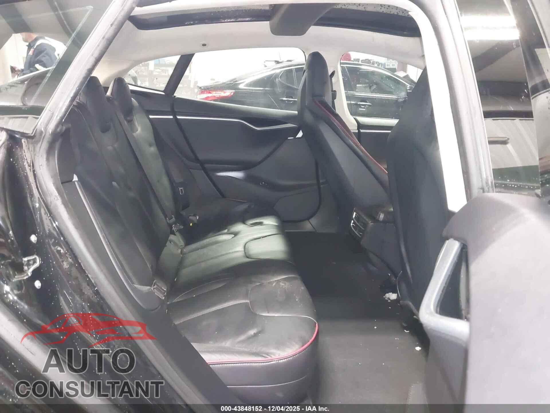 TESLA MODEL S 2013 - 5YJSA1DPXDFP14812