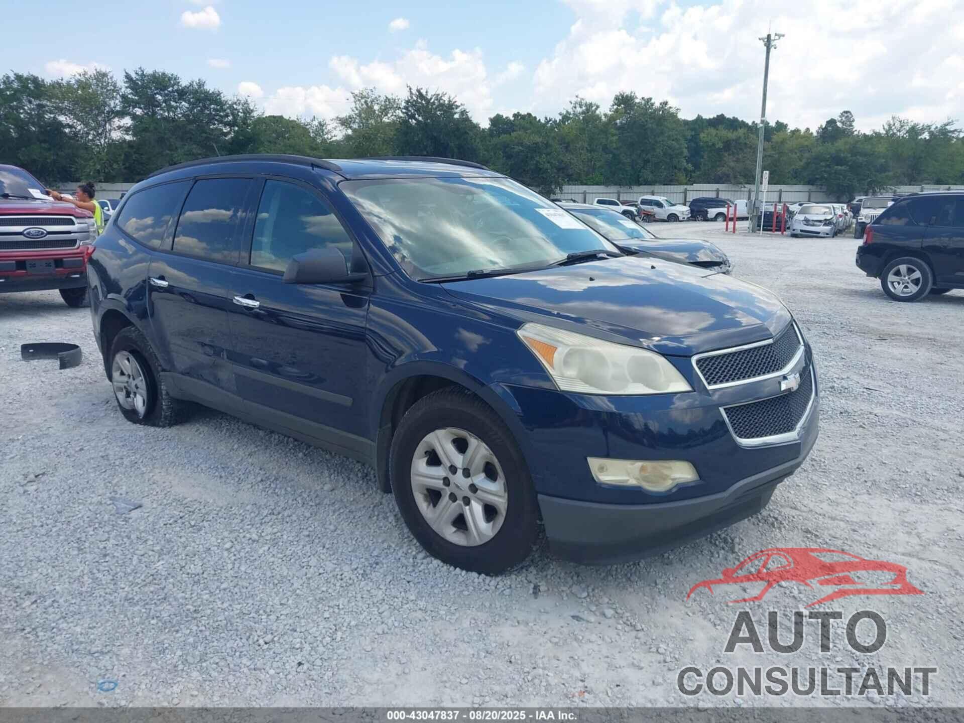 CHEVROLET TRAVERSE 2011 - 1GNKRFED8BJ318837