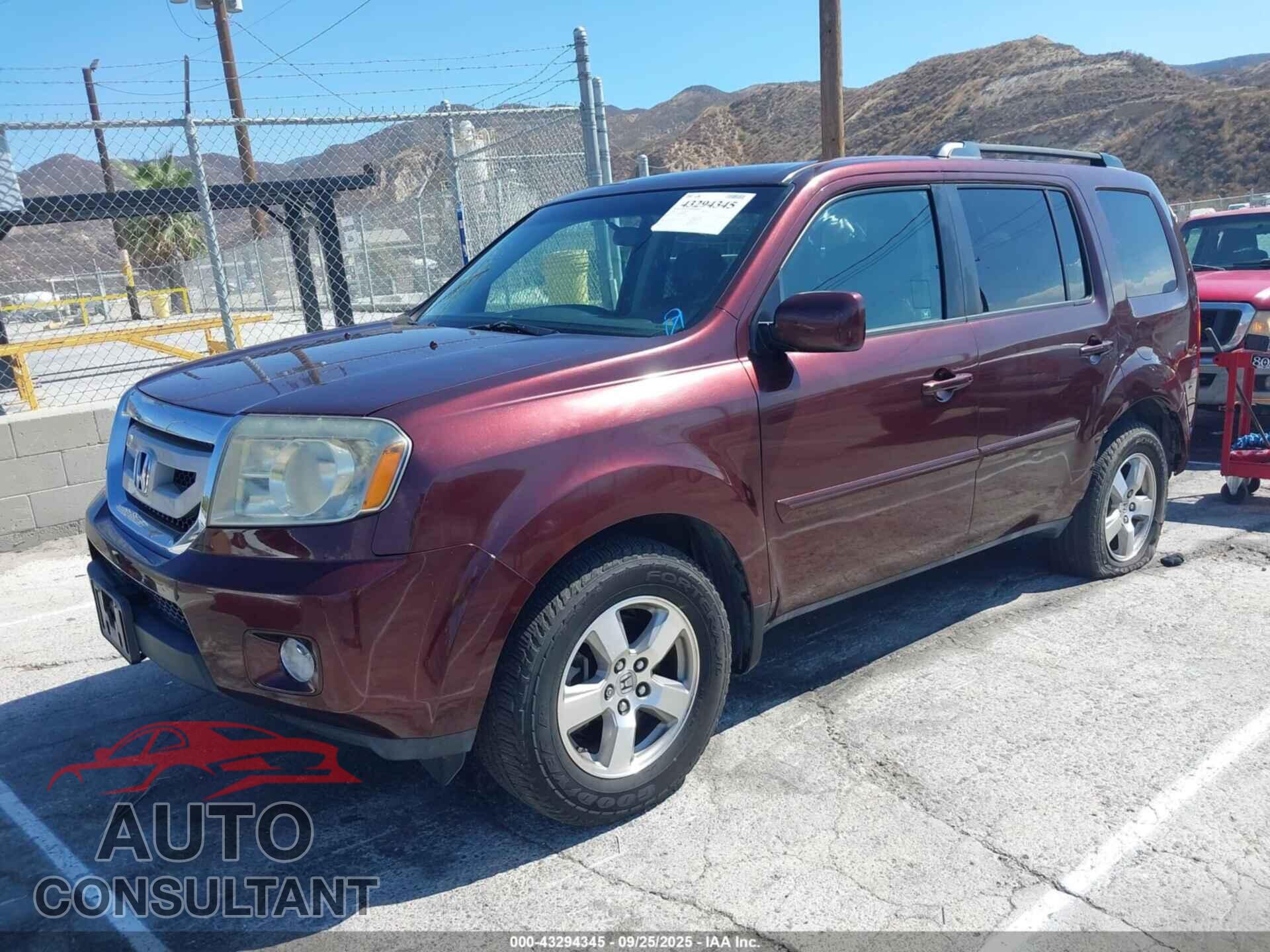 HONDA PILOT 2009 - 5FNYF38499B008896