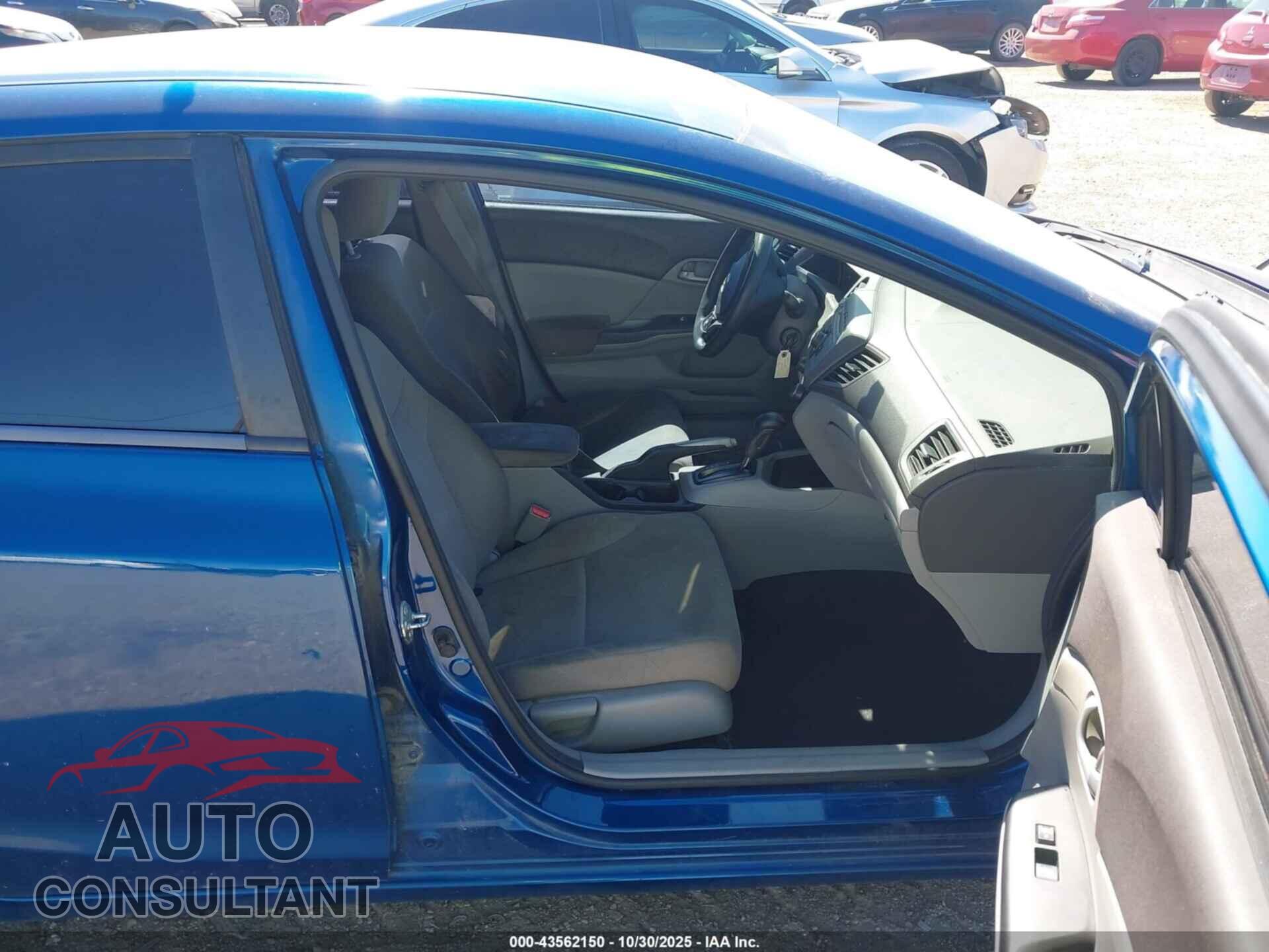 HONDA CIVIC 2012 - 2HGFB2F52CH512041