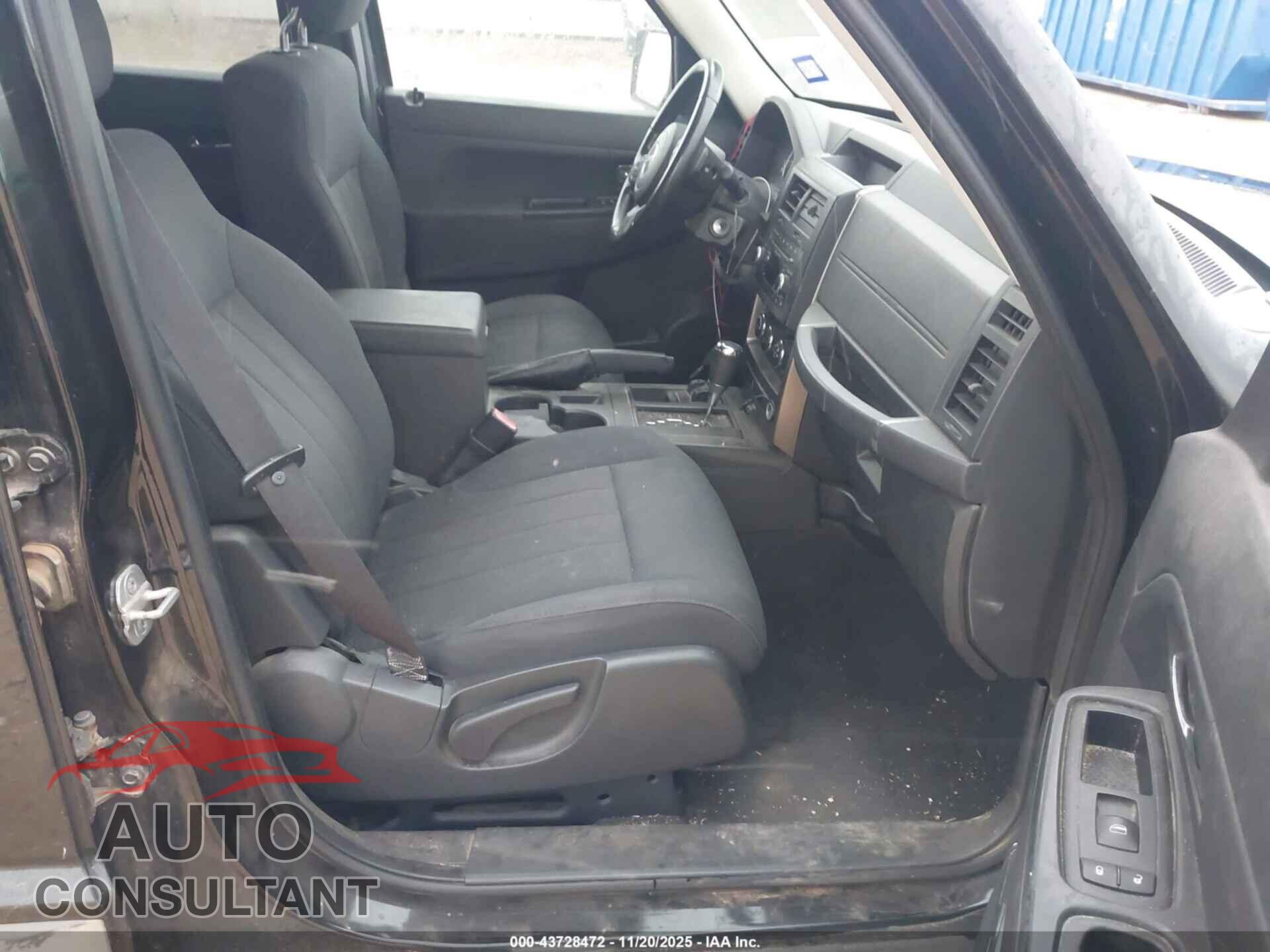 JEEP LIBERTY 2012 - 1C4PJMAK5CW117321