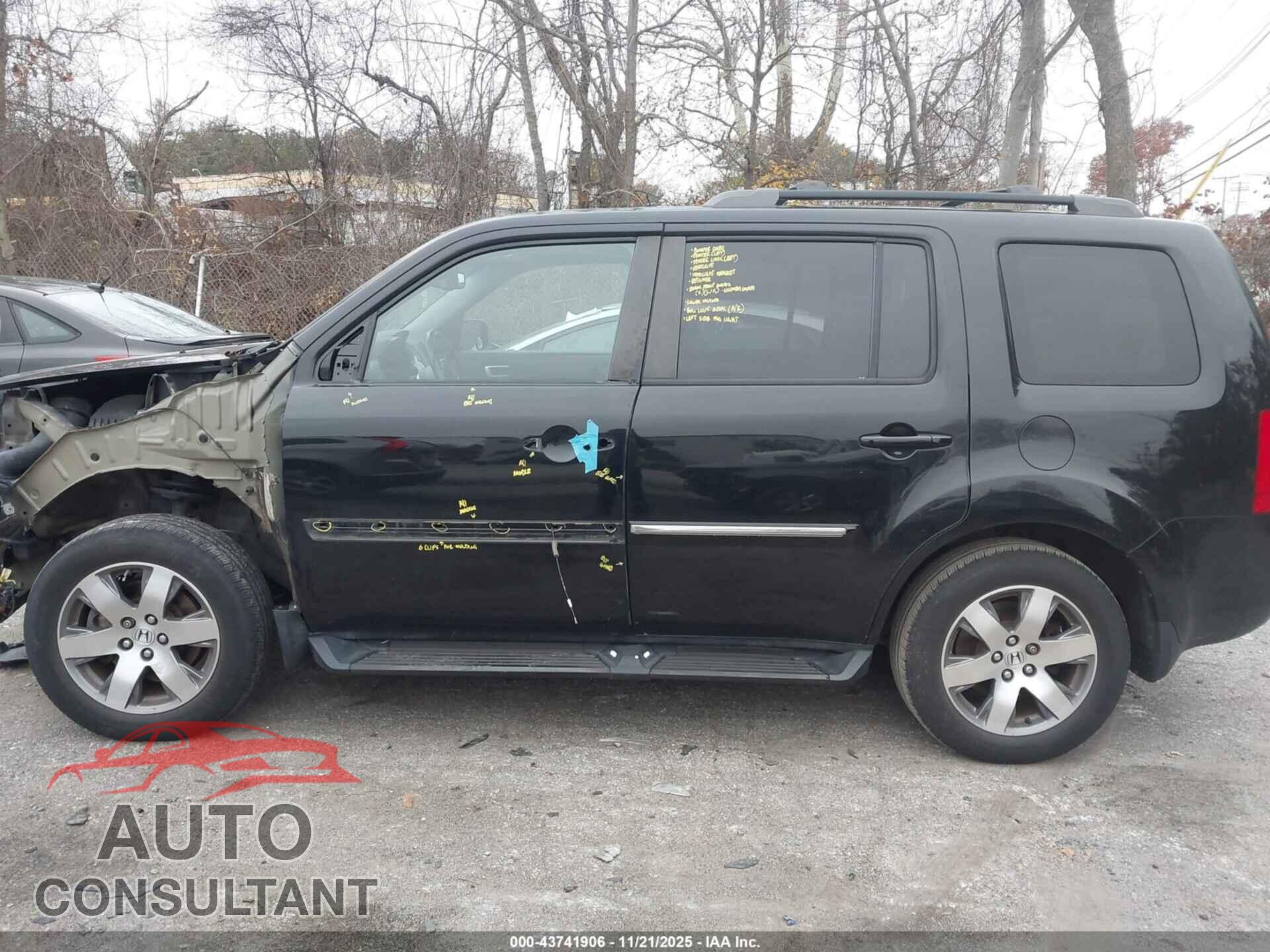 HONDA PILOT 2013 - 5FNYF4H95DB032123