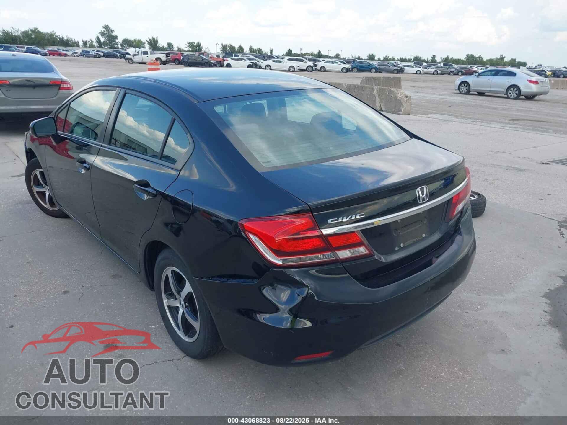 HONDA CIVIC 2015 - 19XFB2F7XFE217799