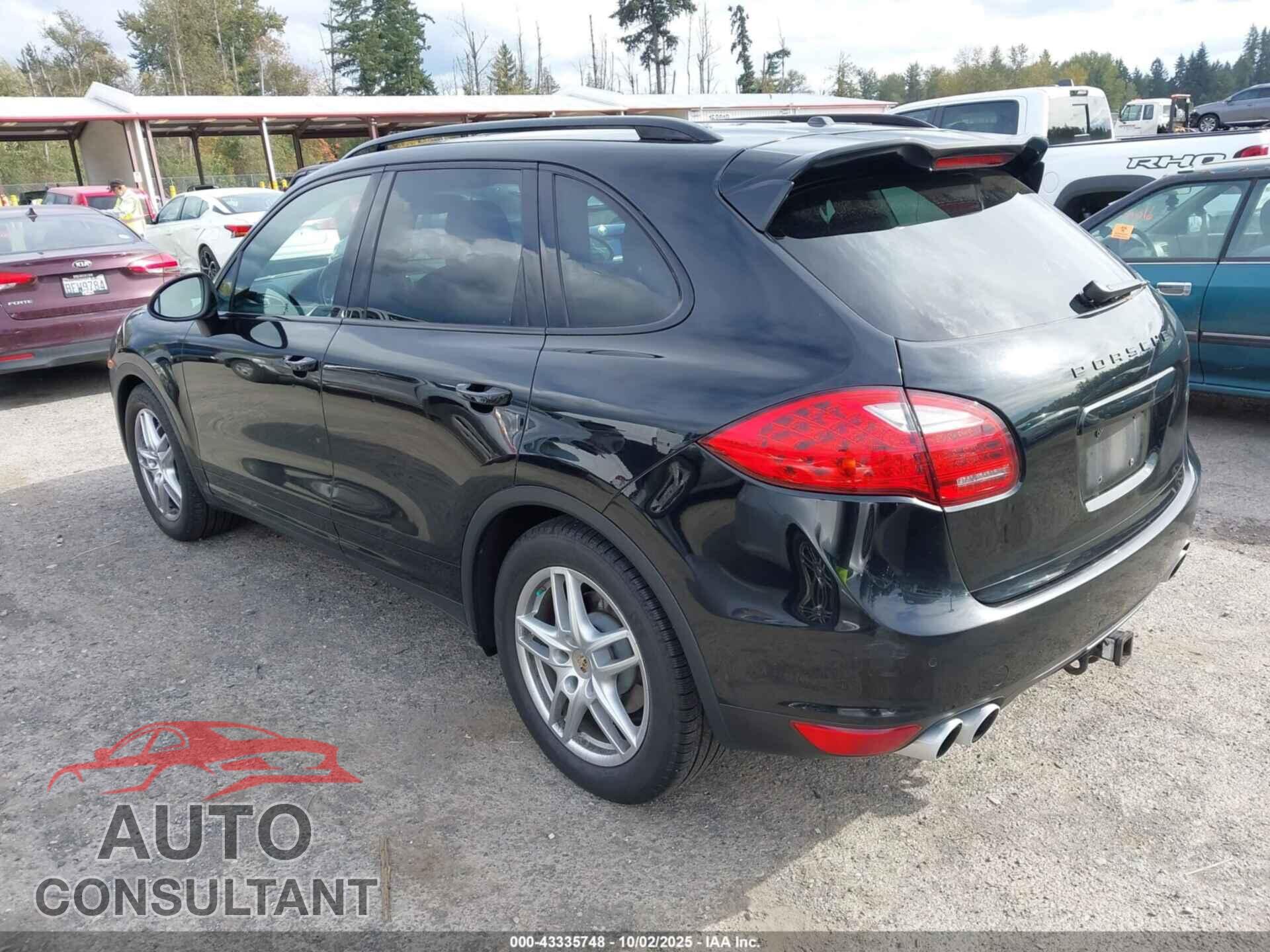 PORSCHE CAYENNE 2012 - WP1AB2A2XCLA44826