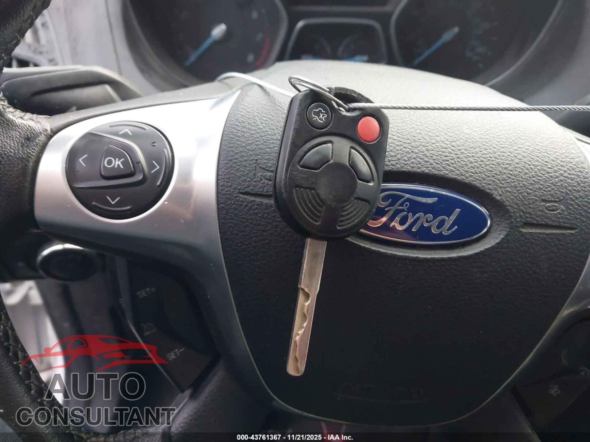 FORD FOCUS 2012 - 1FAHP3H25CL479210