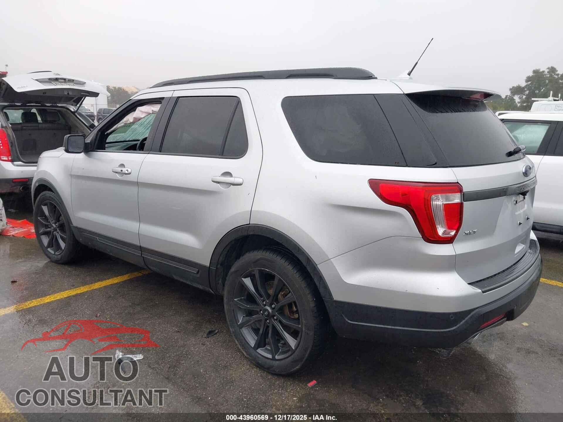FORD EXPLORER 2018 - 1FM5K7D85JGB78340