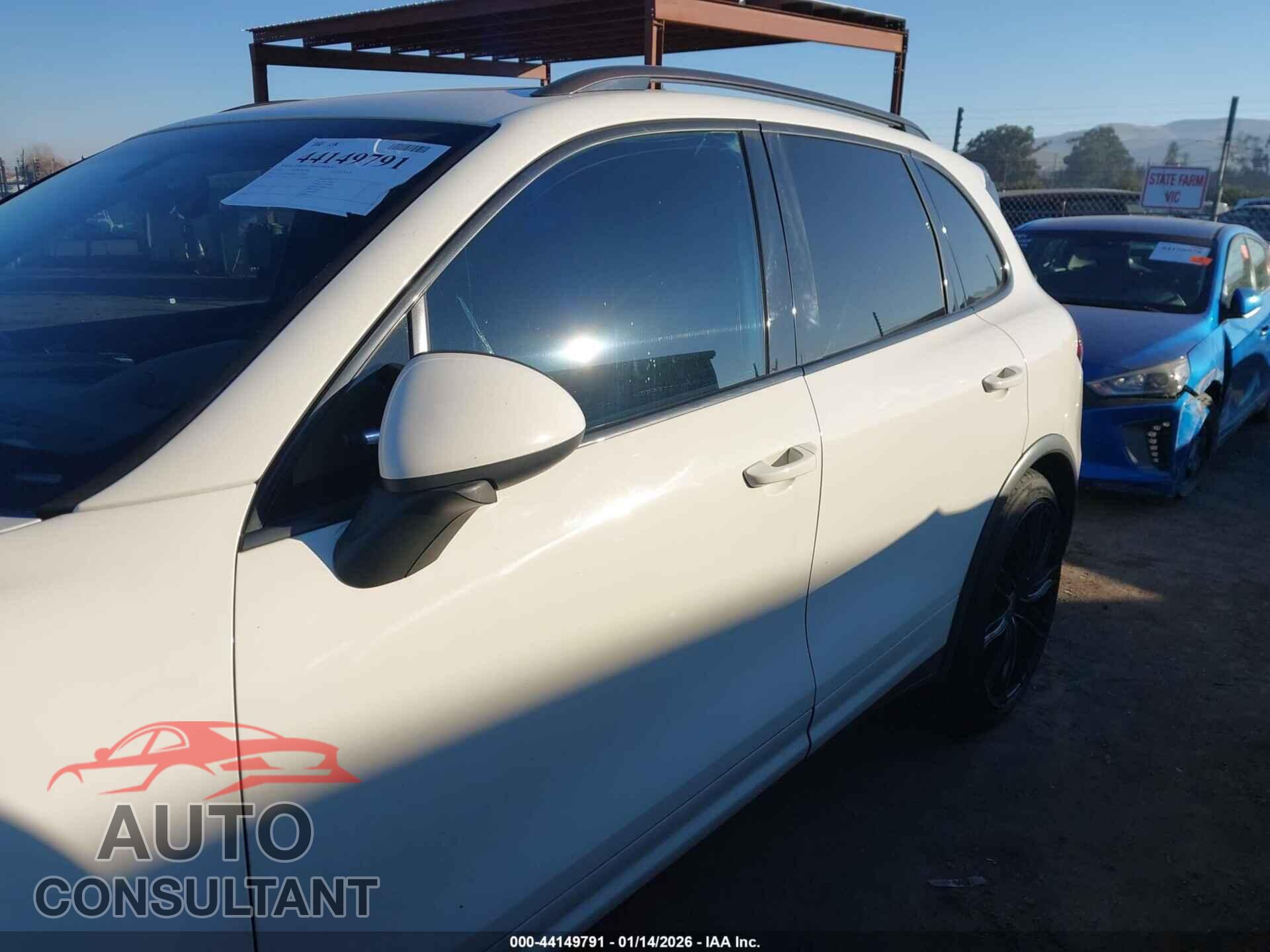PORSCHE CAYENNE 2012 - WP1AC2A20CLA80196