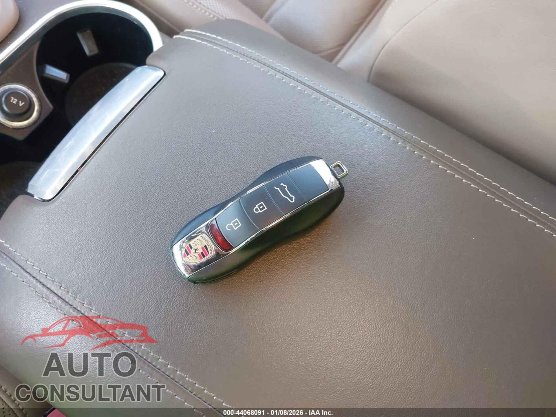 PORSCHE CAYENNE 2011 - WP1AC2A2XBLA87042
