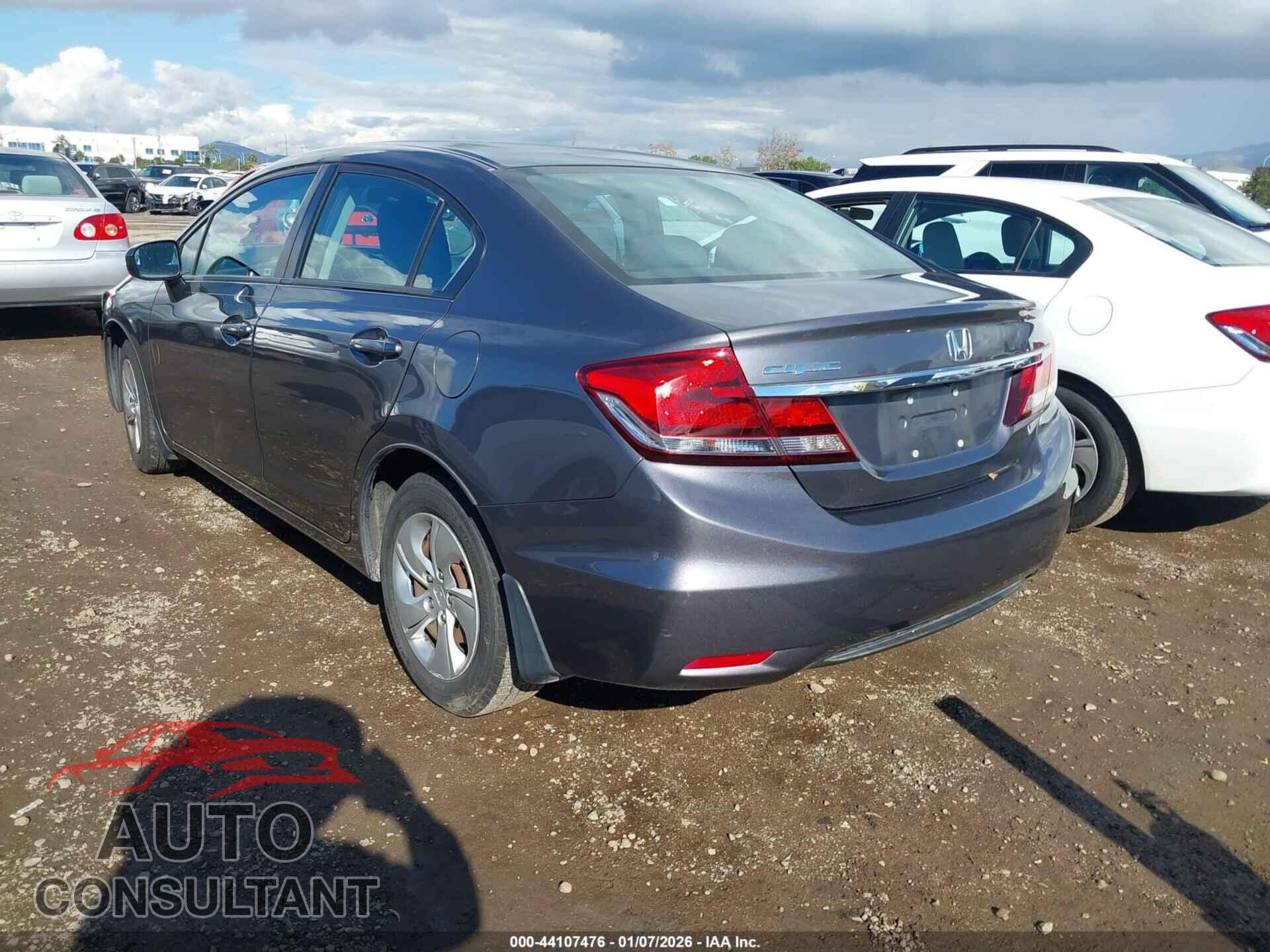 HONDA CIVIC 2015 - 2HGFB2F55FH554482