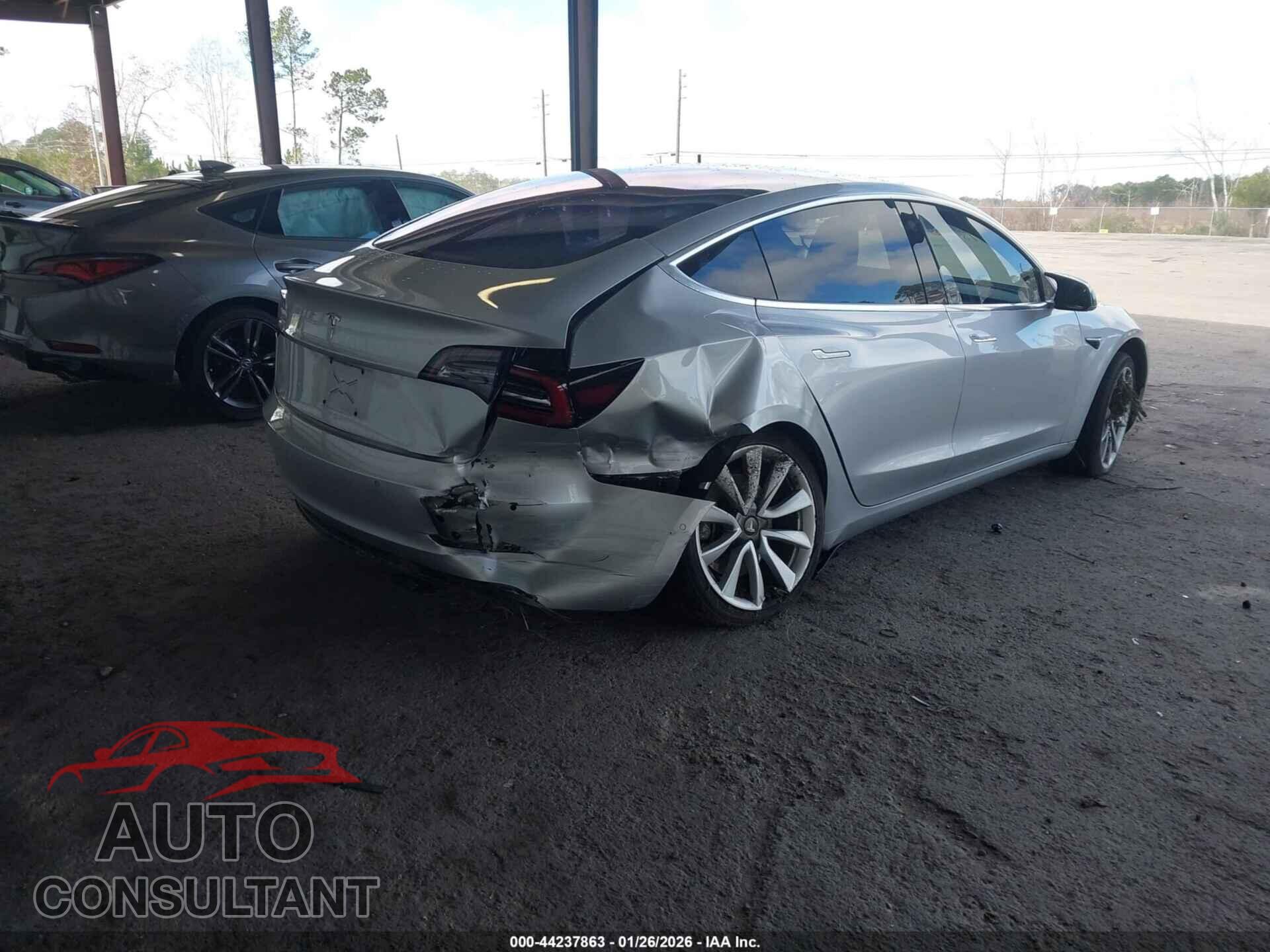 TESLA MODEL 3 2018 - 5YJ3E1EA7JF009688