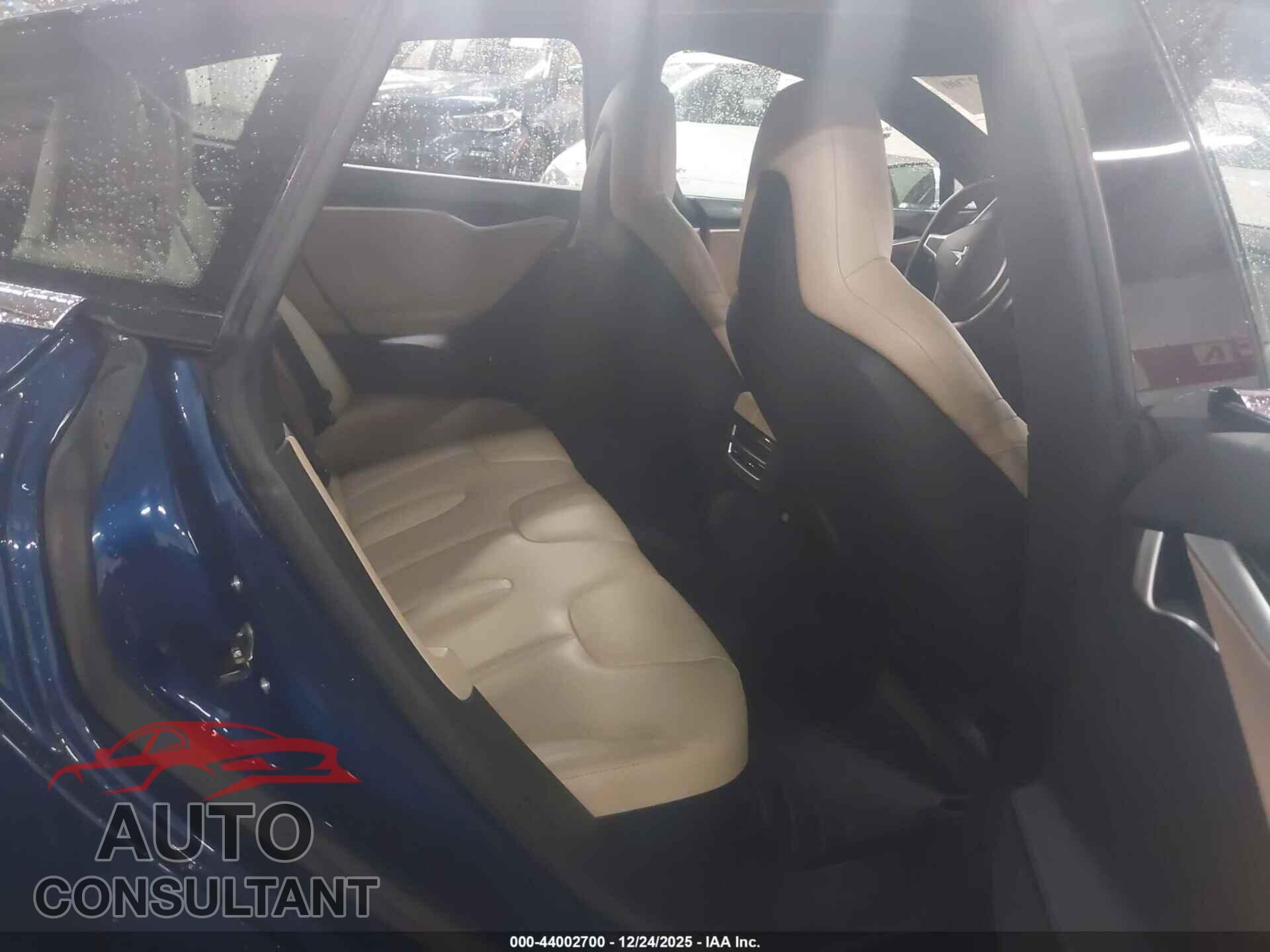 TESLA MODEL S 2015 - 5YJSA1E26FF112821