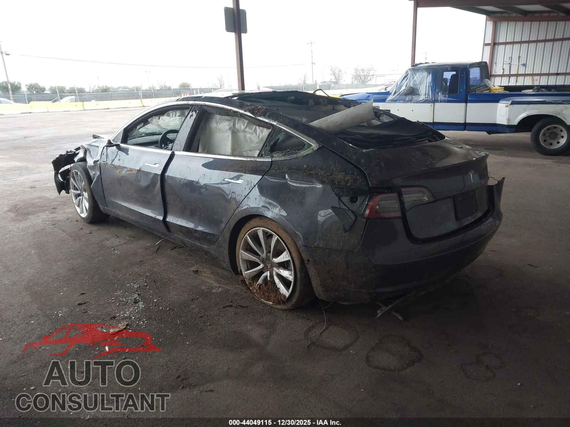 TESLA MODEL 3 2018 - 5YJ3E1EA2JF186519
