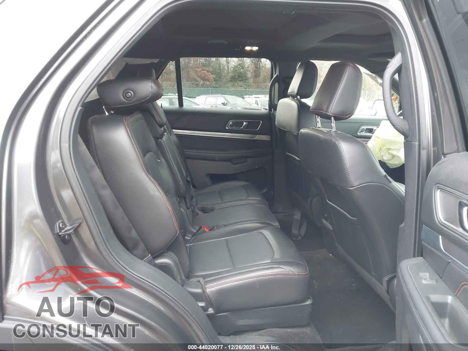 FORD EXPLORER 2018 - 1FM5K8GT3JGB50901