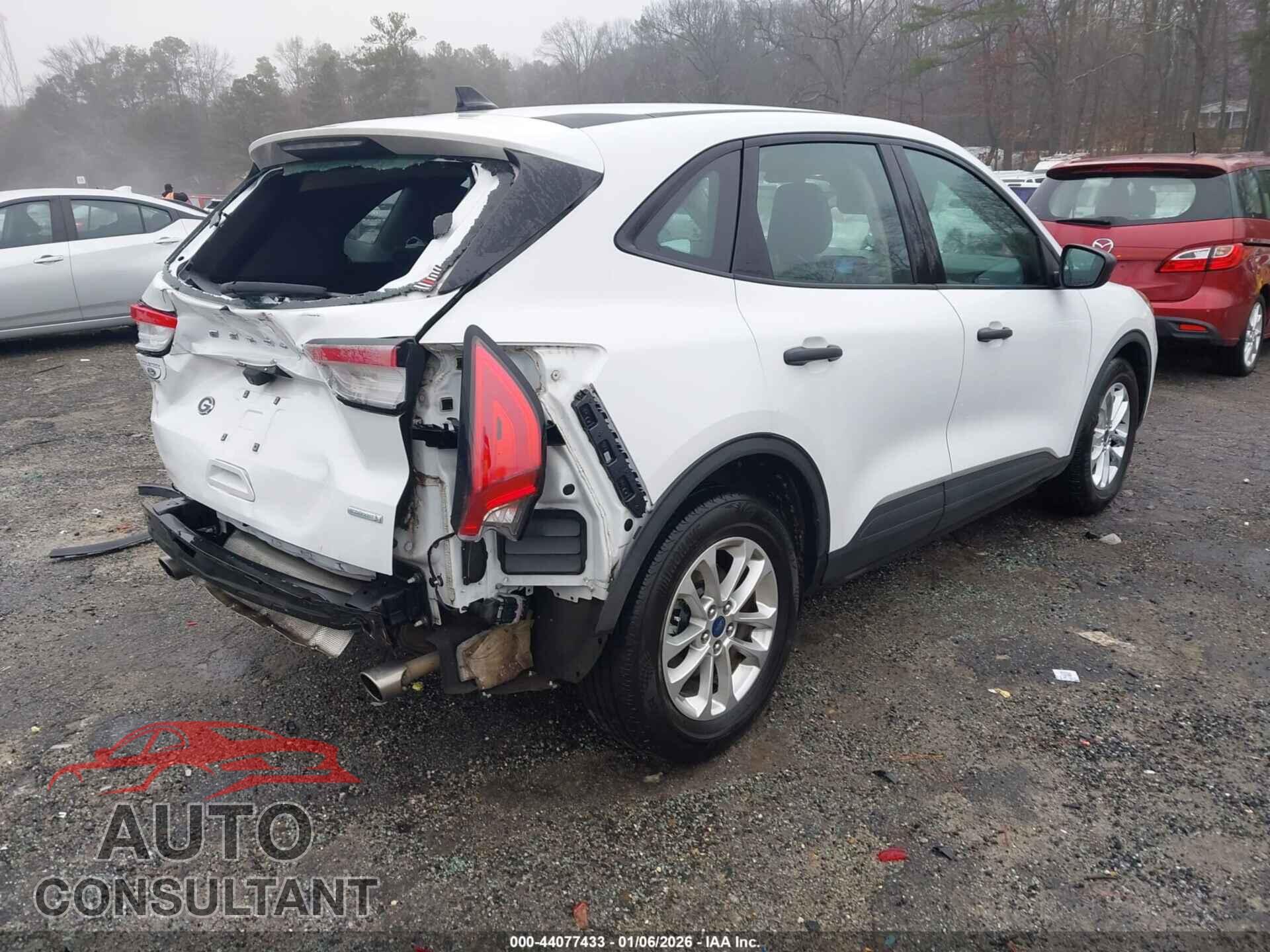 FORD ESCAPE 2020 - 1FMCU0F65LUA21755