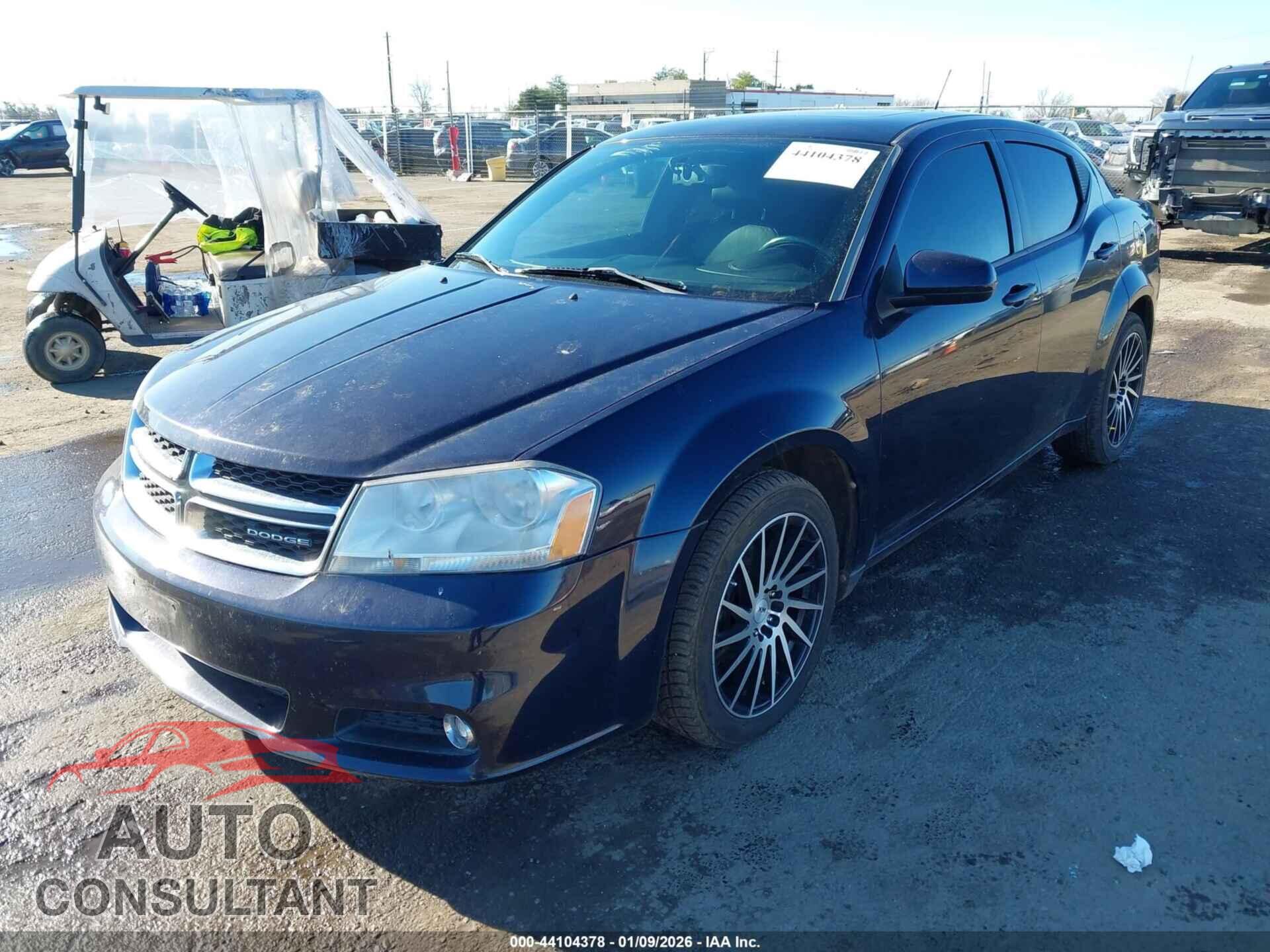 DODGE AVENGER 2011 - 1B3BD2FG3BN526160