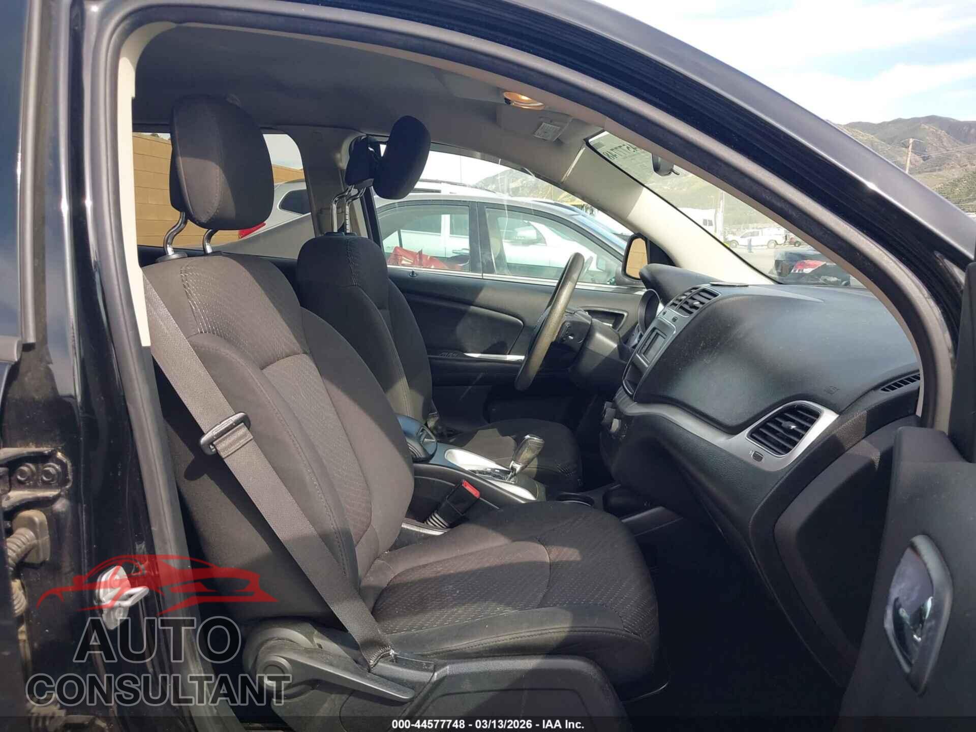 DODGE JOURNEY 2017 - 3C4PDCAB6HT707557