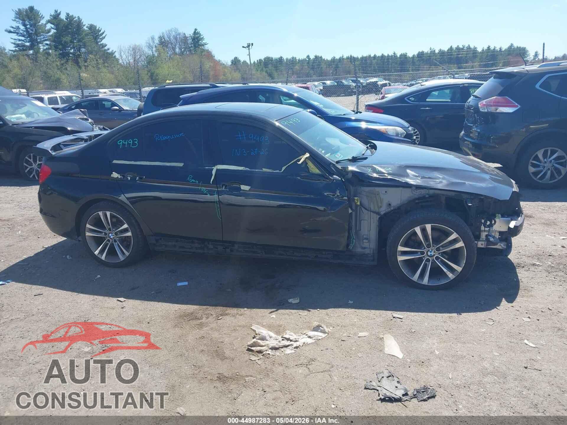 BMW 320I 2015 - WBA3C3G53FNT52697