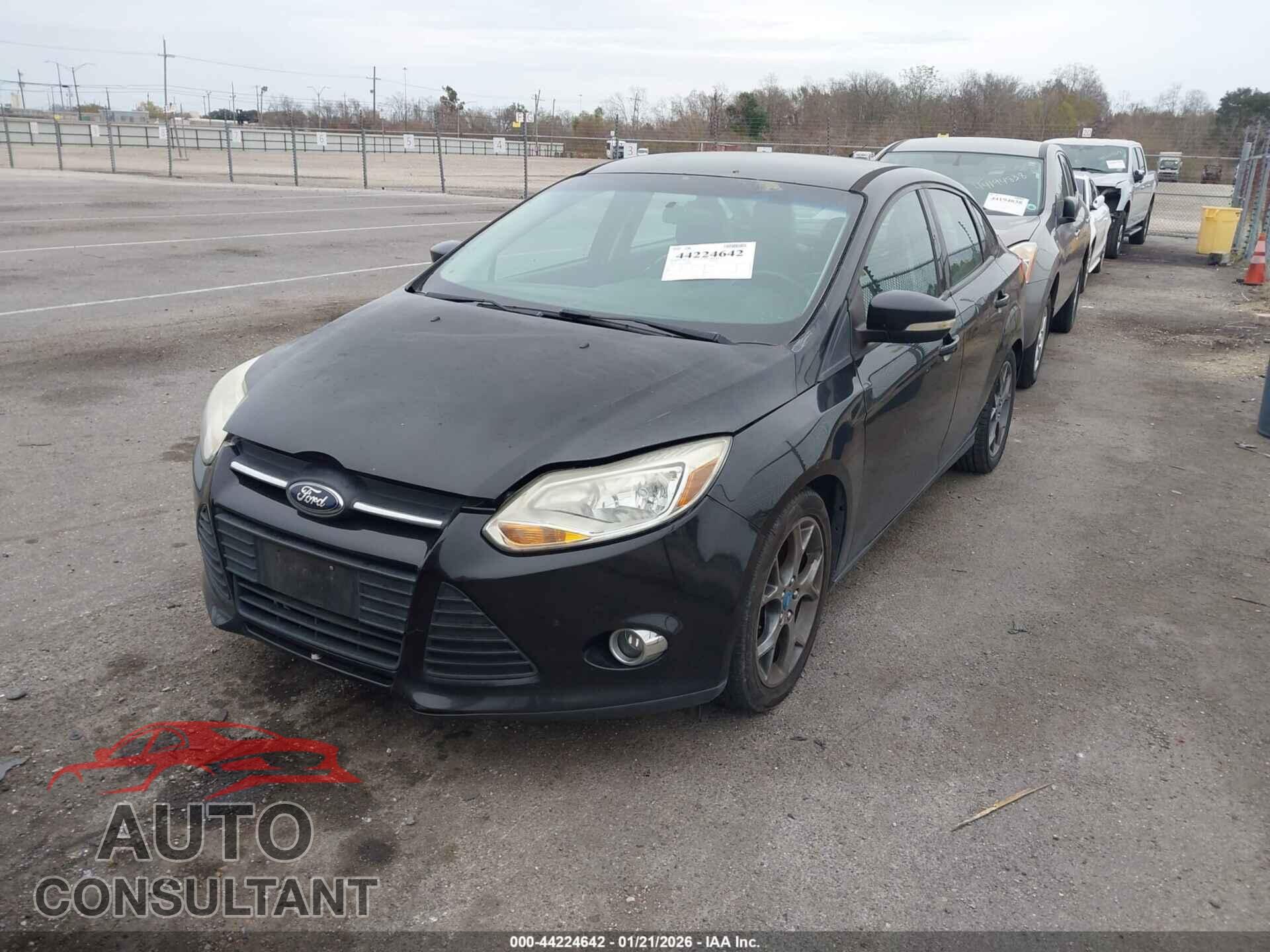 FORD FOCUS 2014 - 1FADP3F26EL164467
