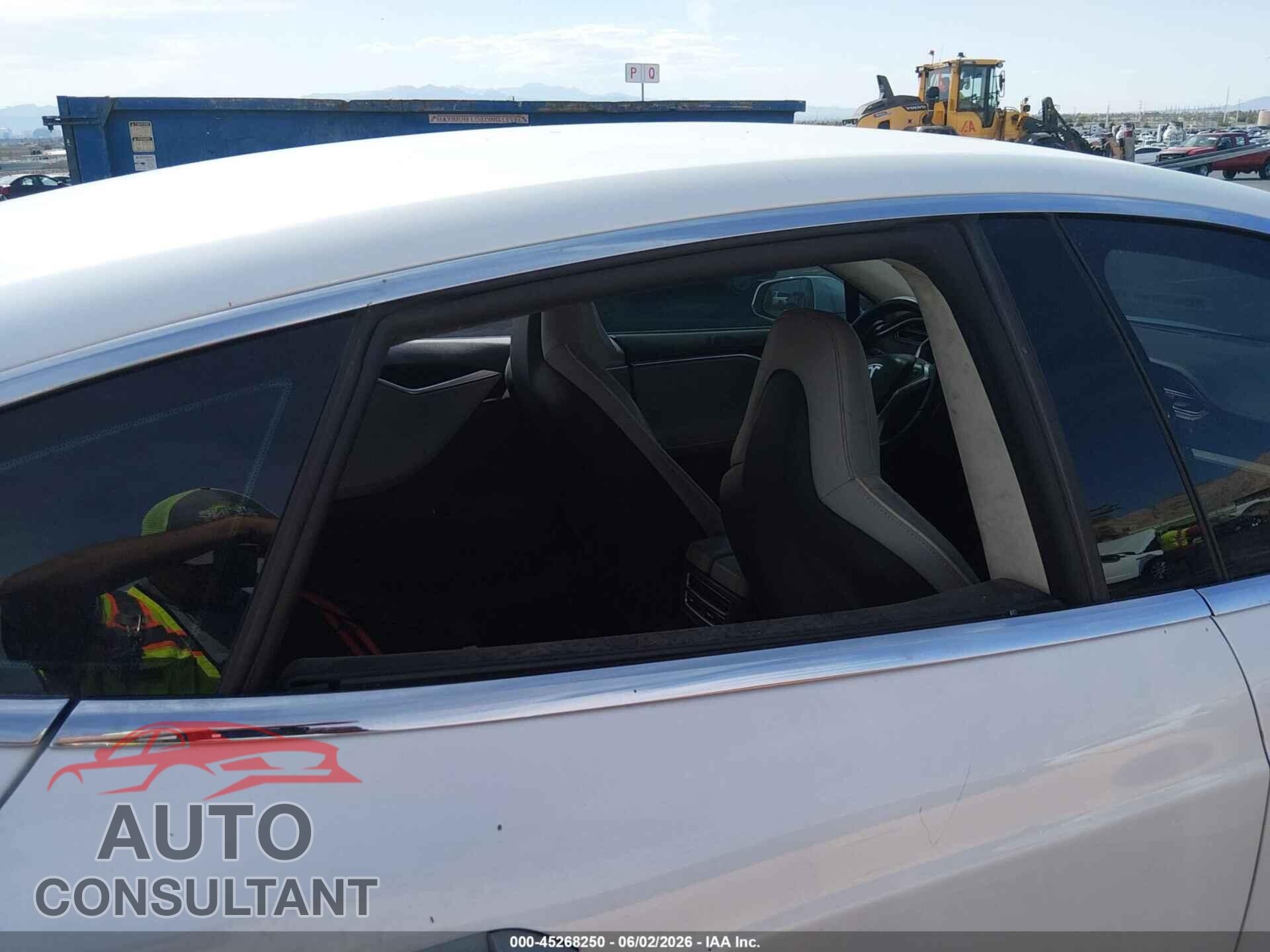 TESLA MODEL S 2013 - 5YJSA1CN6DFP20879