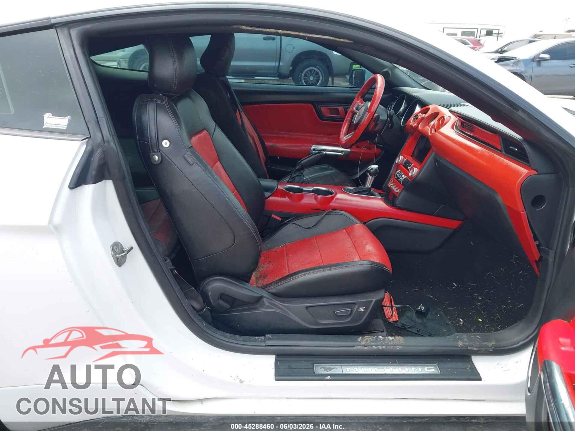 FORD MUSTANG 2020 - 1FA6P8TH2L5154633