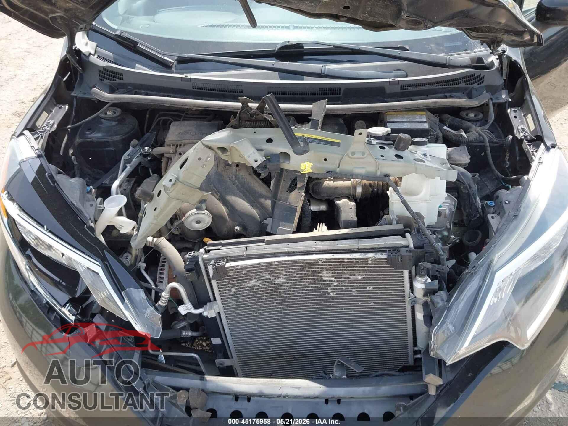NISSAN VERSA NOTE 2017 - 3N1CE2CP1HL367302