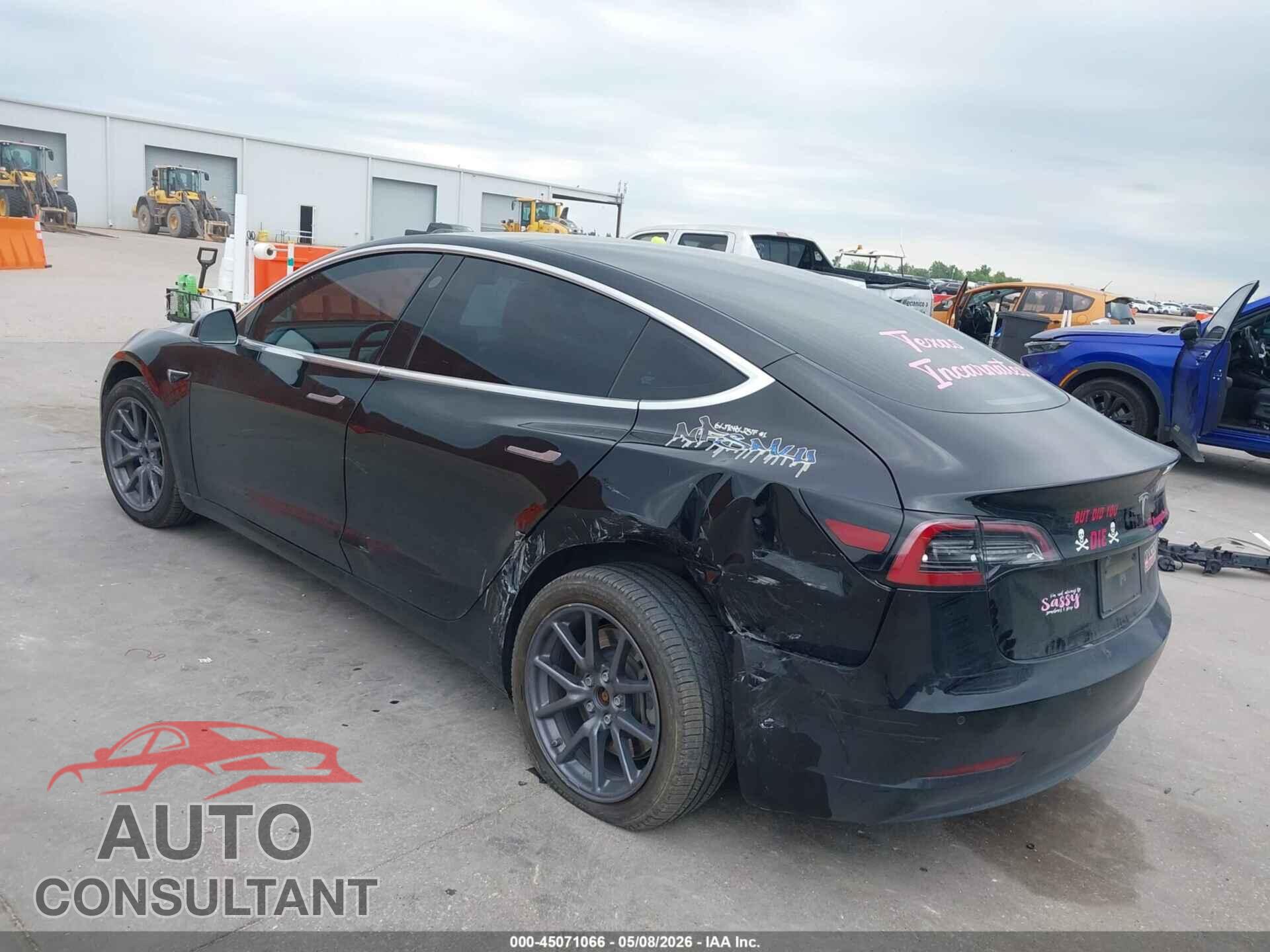 TESLA MODEL 3 2019 - 5YJ3E1EA0KF306027