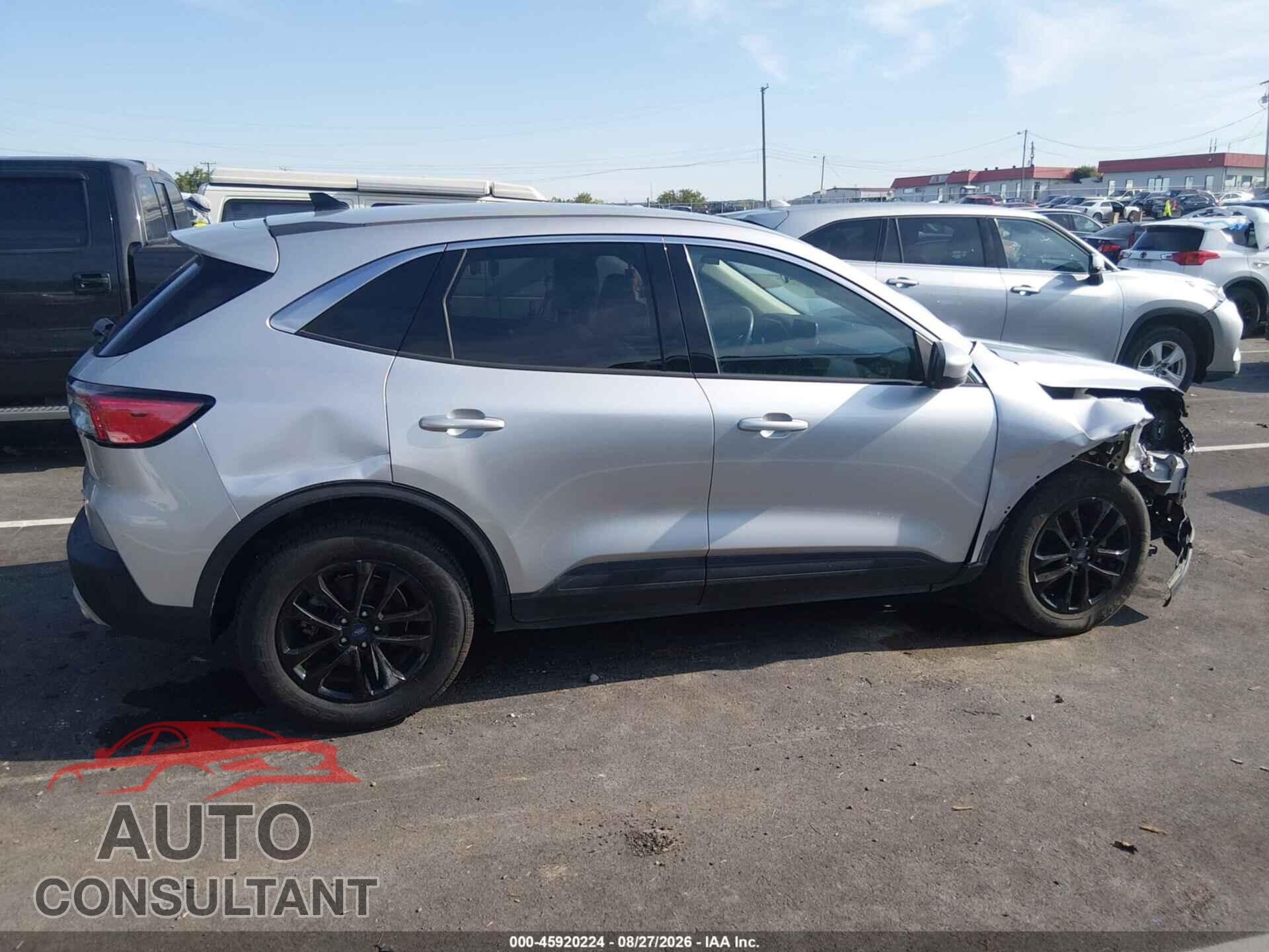 FORD ESCAPE 2020 - 1FMCU0G63LUA81578