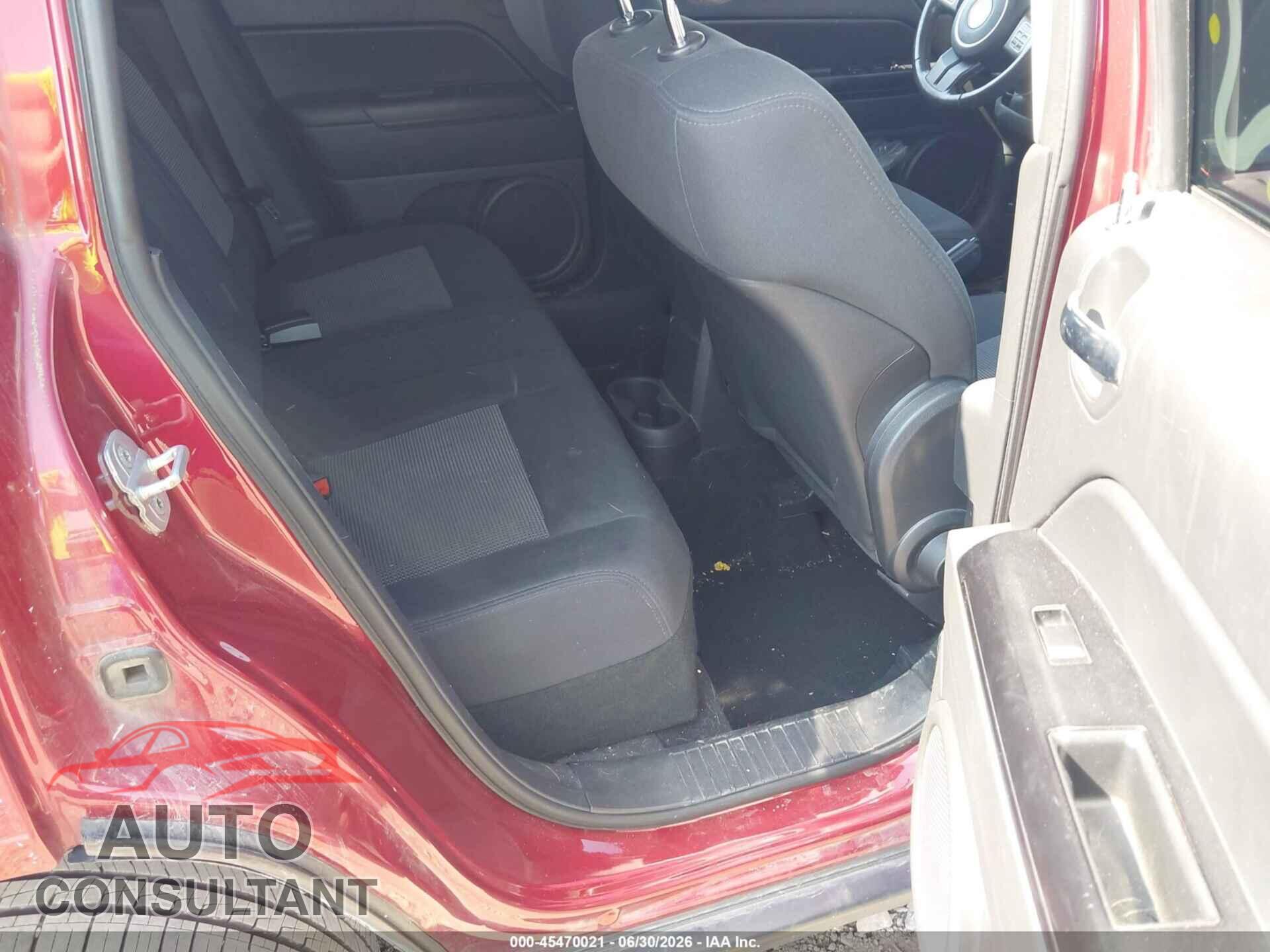 JEEP COMPASS 2011 - 1J4NF1FB9BD135602
