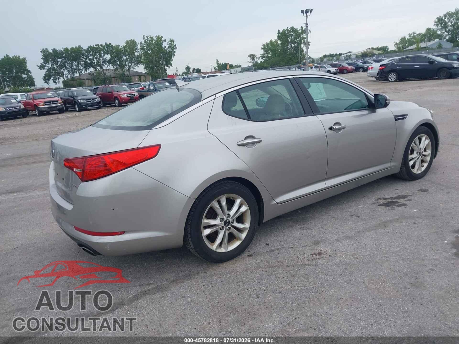 KIA OPTIMA 2011 - KNAGN4A70B5079448