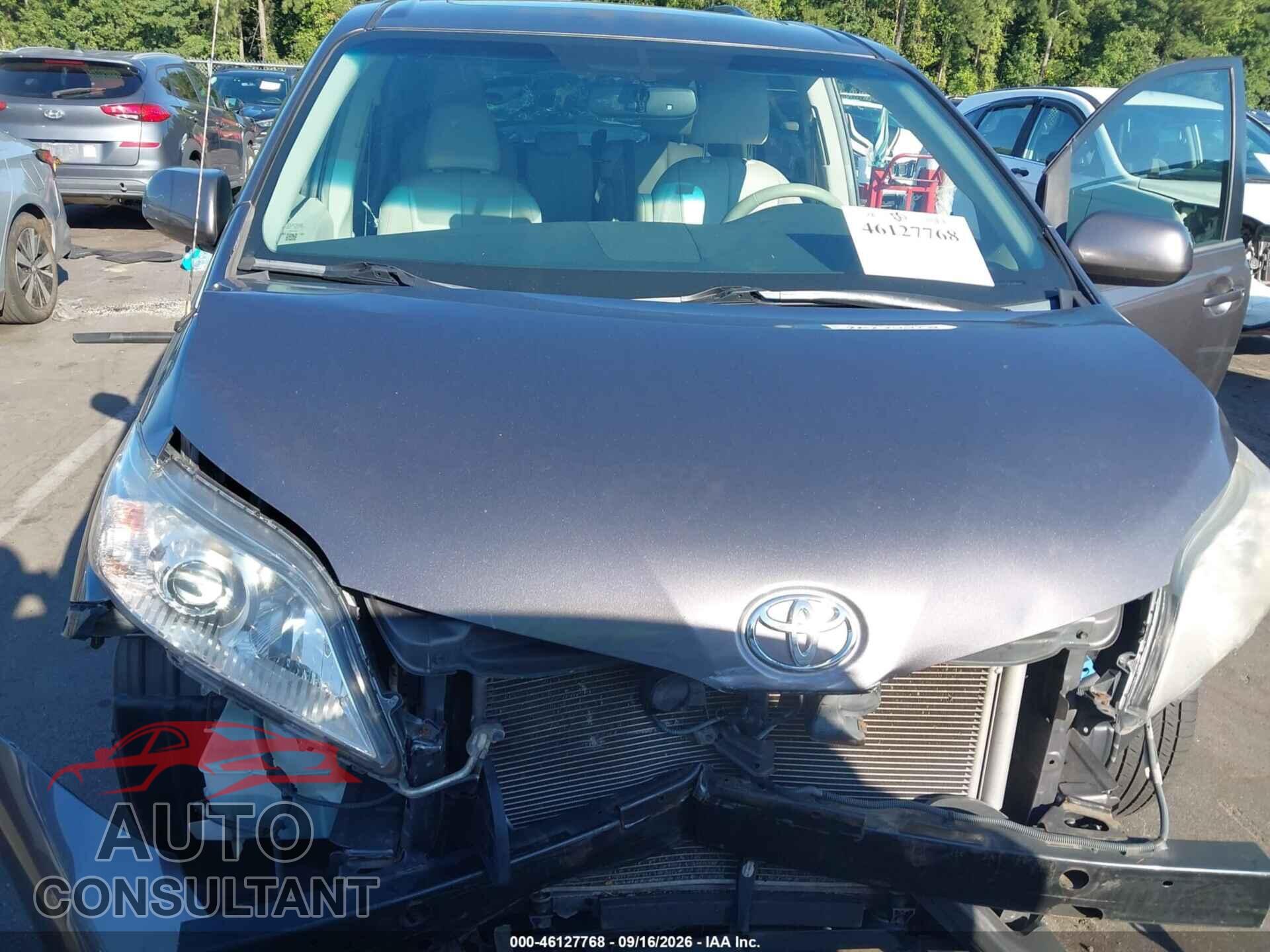TOYOTA SIENNA 2013 - 5TDYK3DC8DS298867