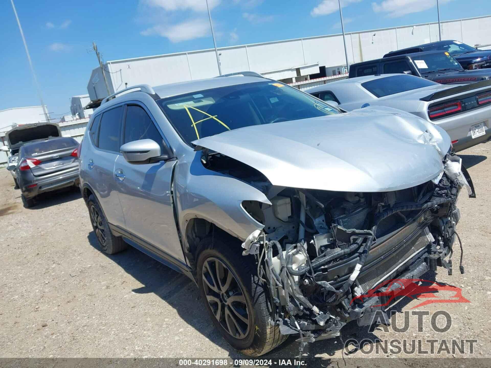 NISSAN ROGUE 2019 - 5N1AT2MT6KC713753